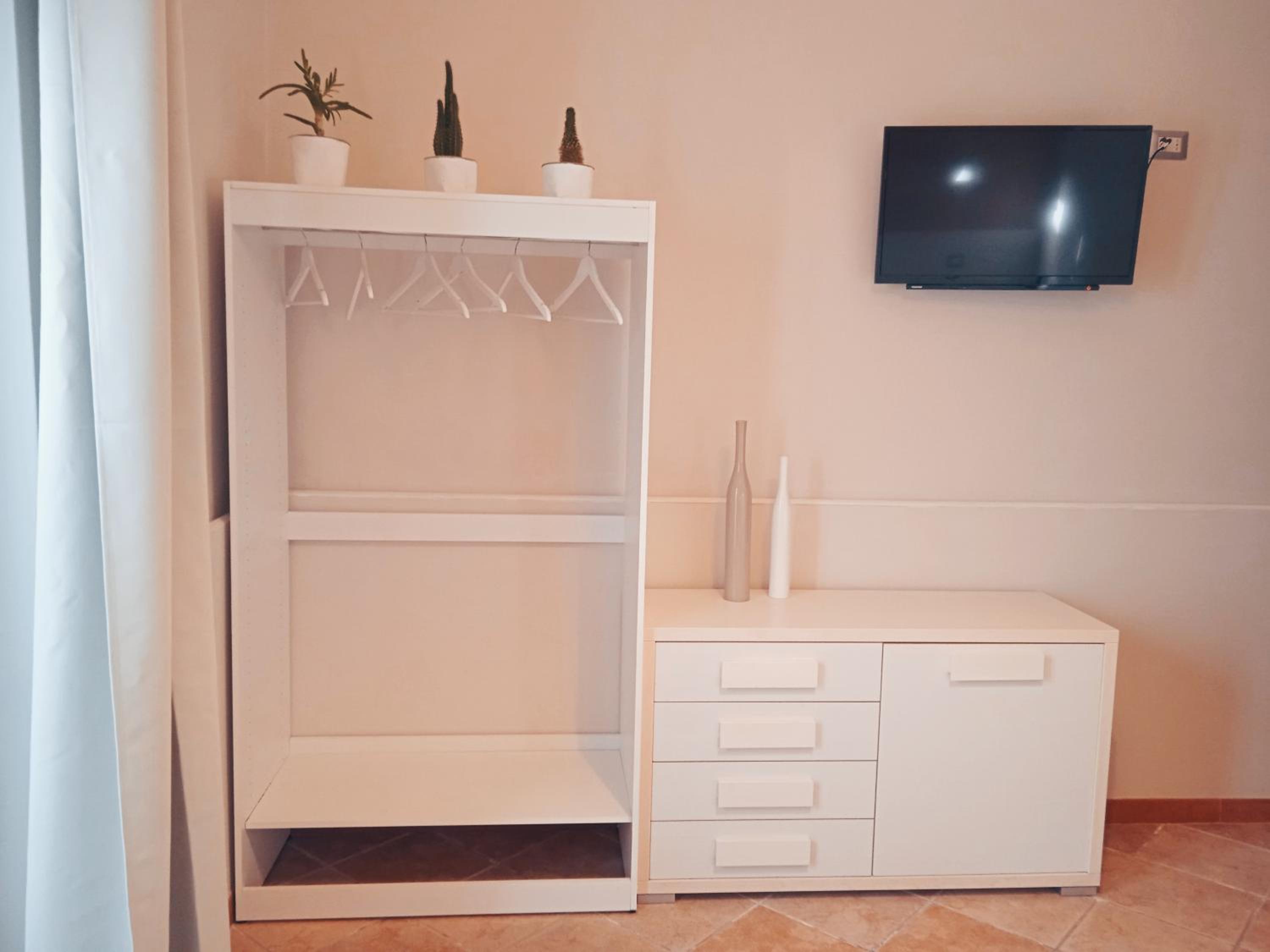 Double Room - Photo 15