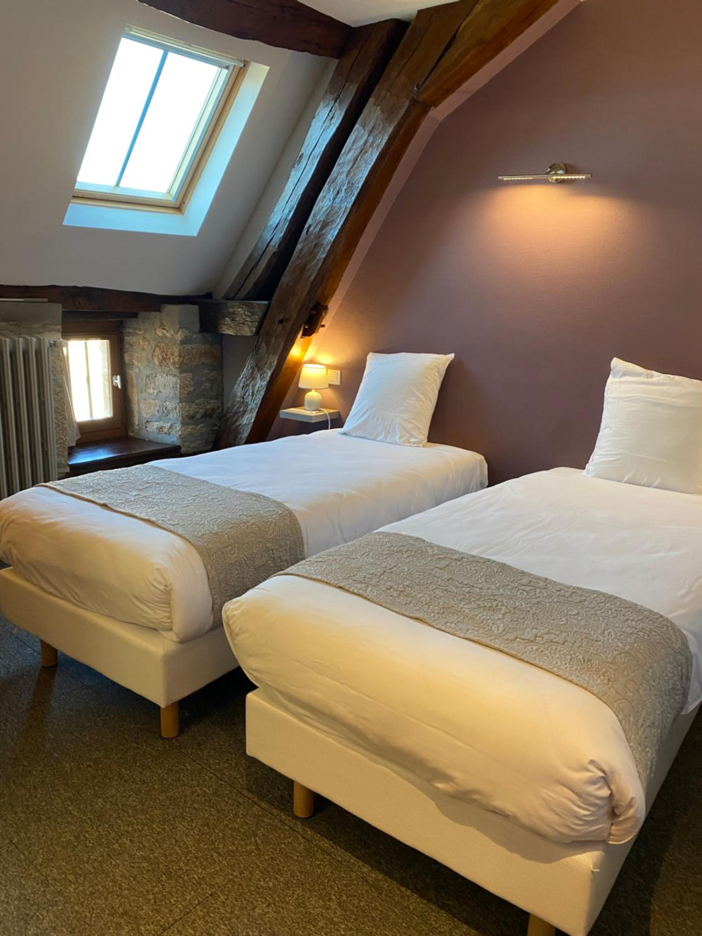 Double or Twin Room - Photo 1