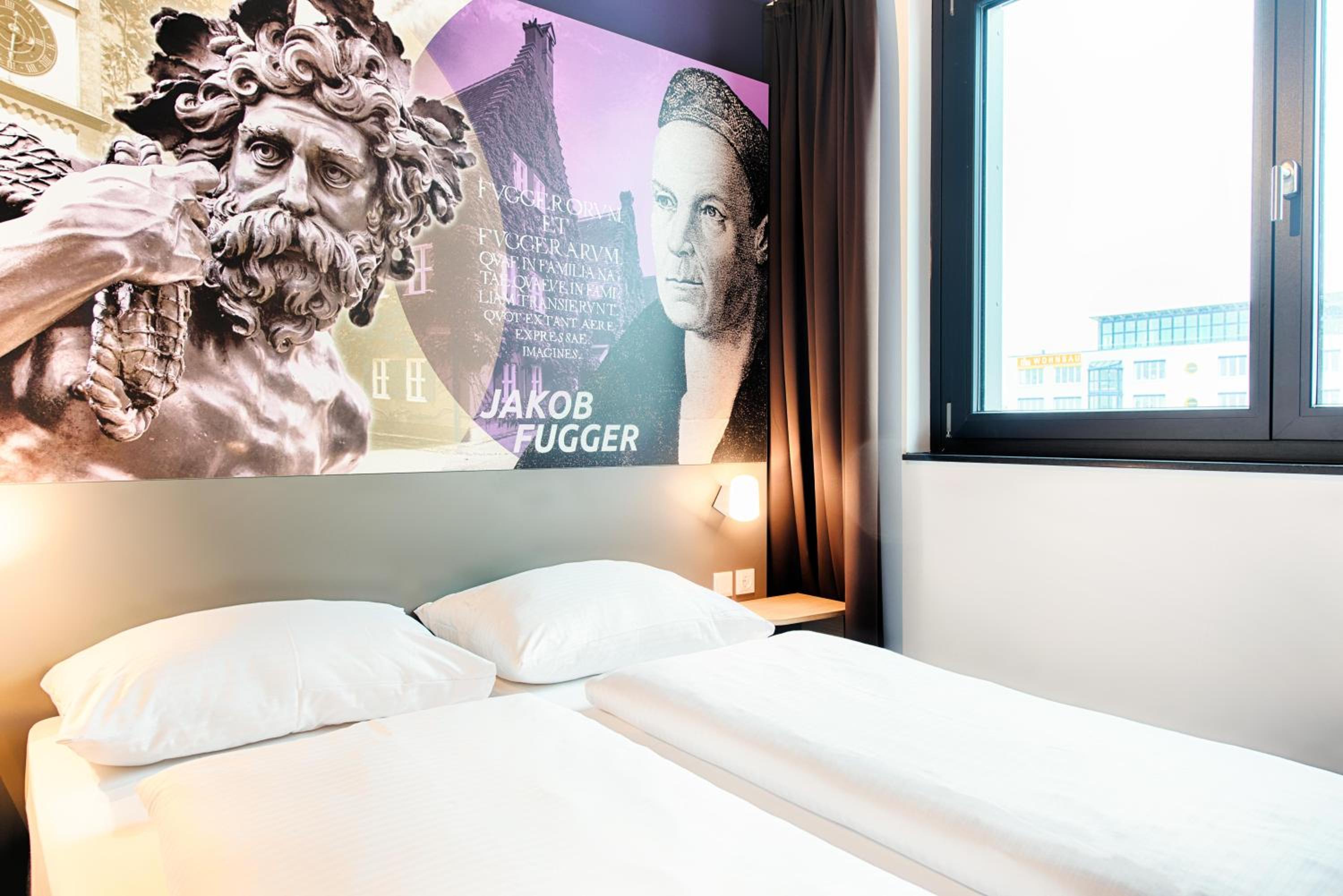 Double Room thumbnail 6