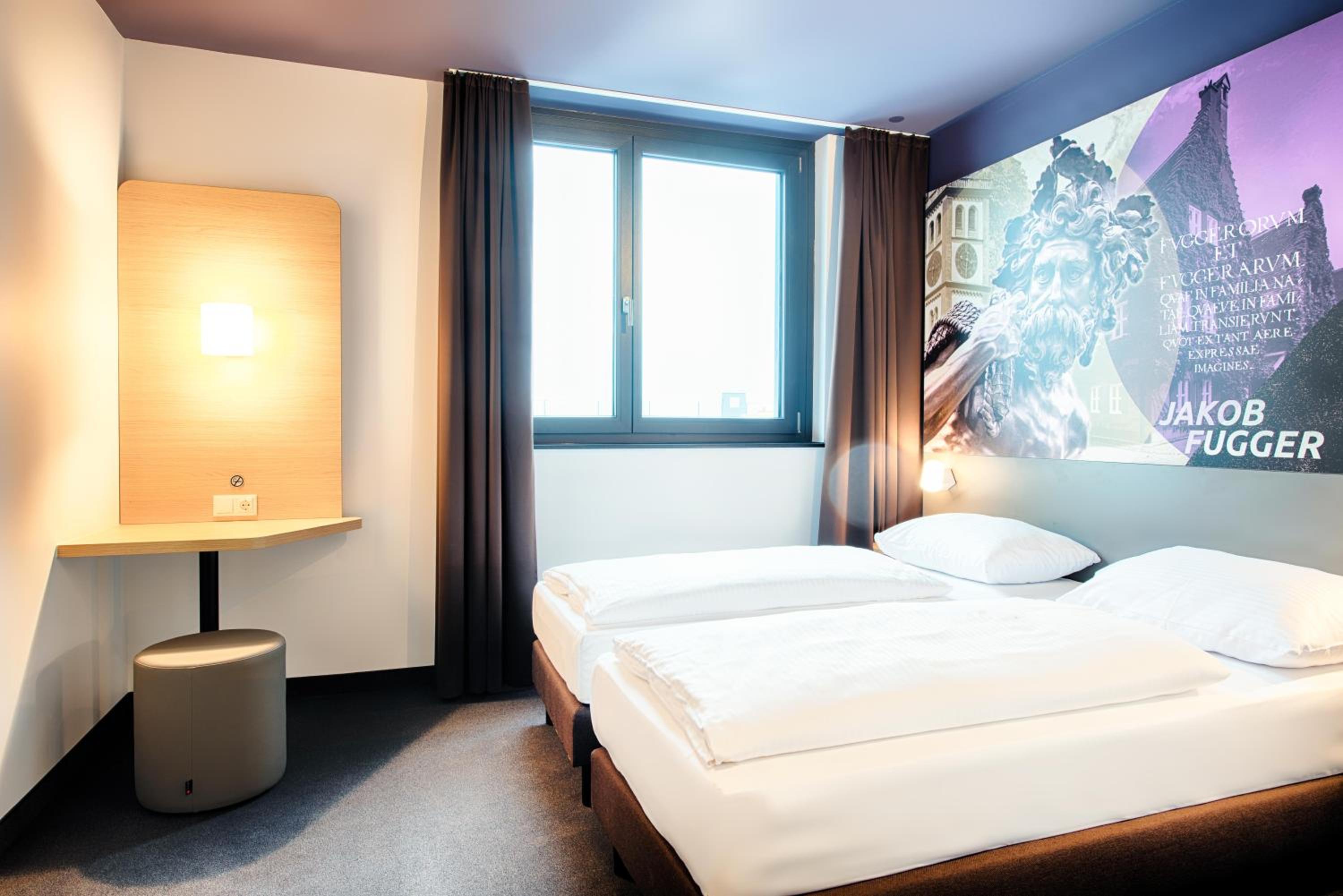 Twin Room - Photo 9