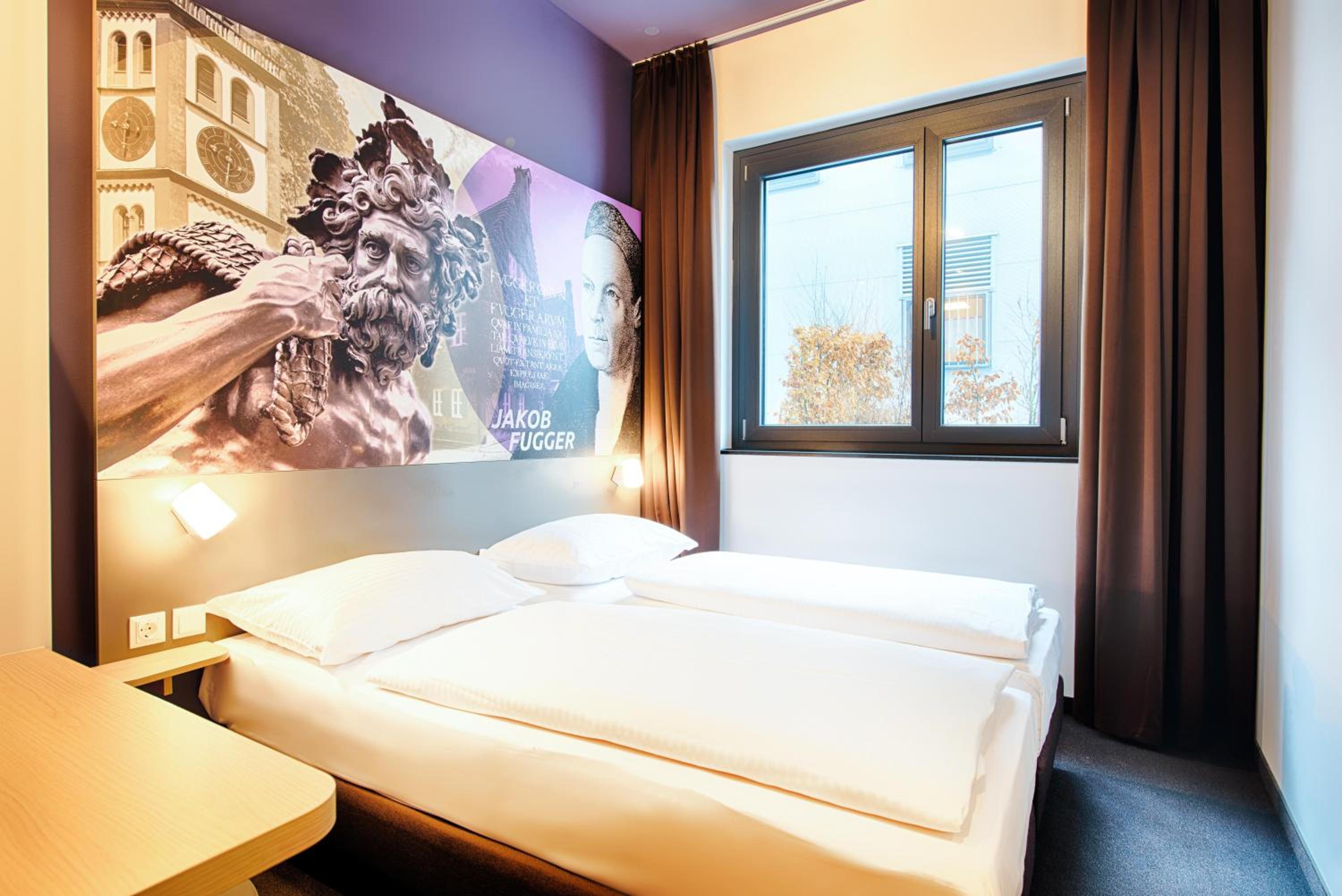 Twin Room - Photo 10