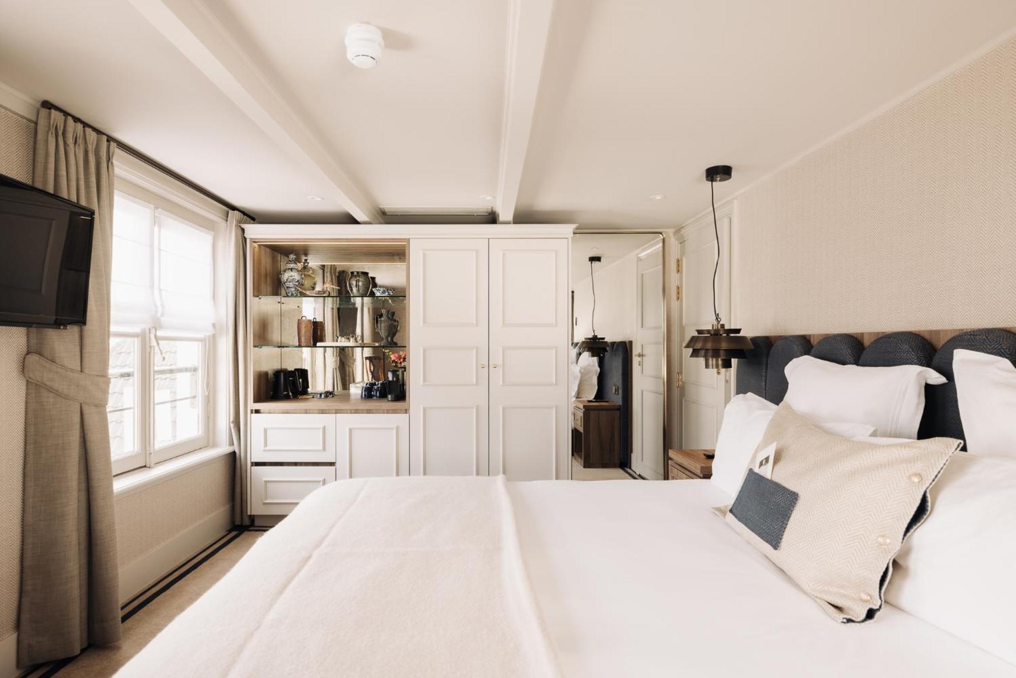Small Double Room (Little Crown - Rooftop View)