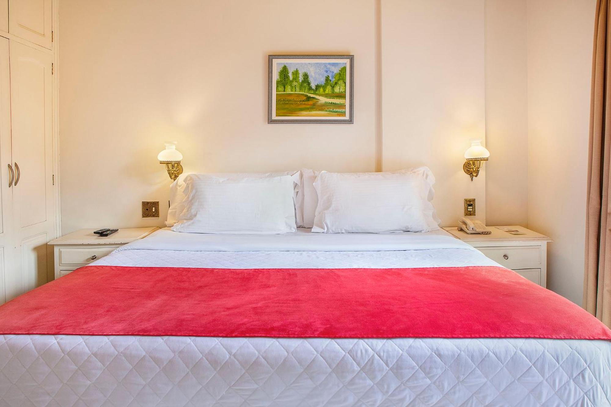 Standard Double or Twin Room - Photo 1