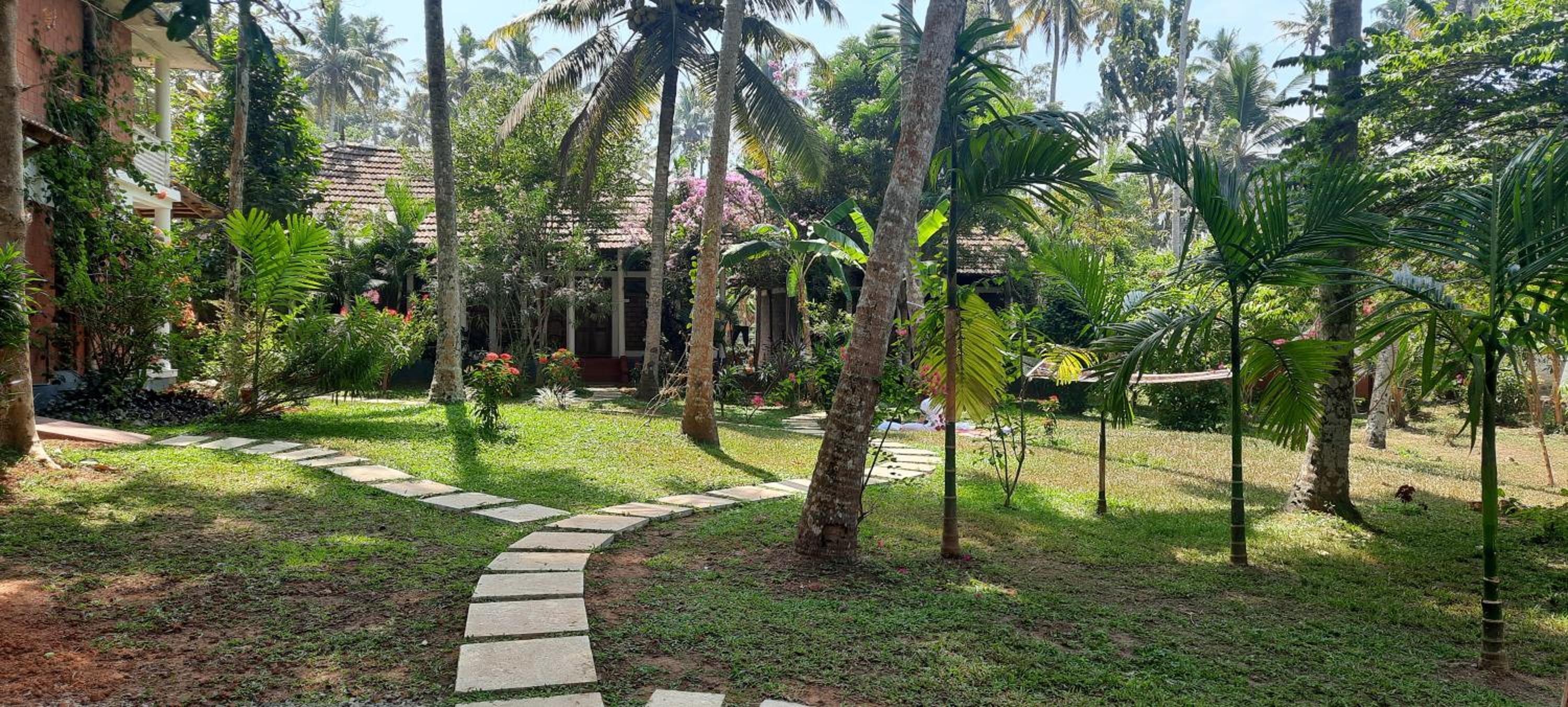 Double Room with Garden View - Photo 7