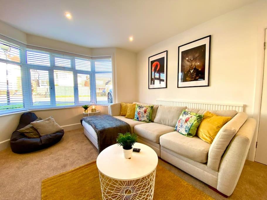 Three-Bedroom House photo 1