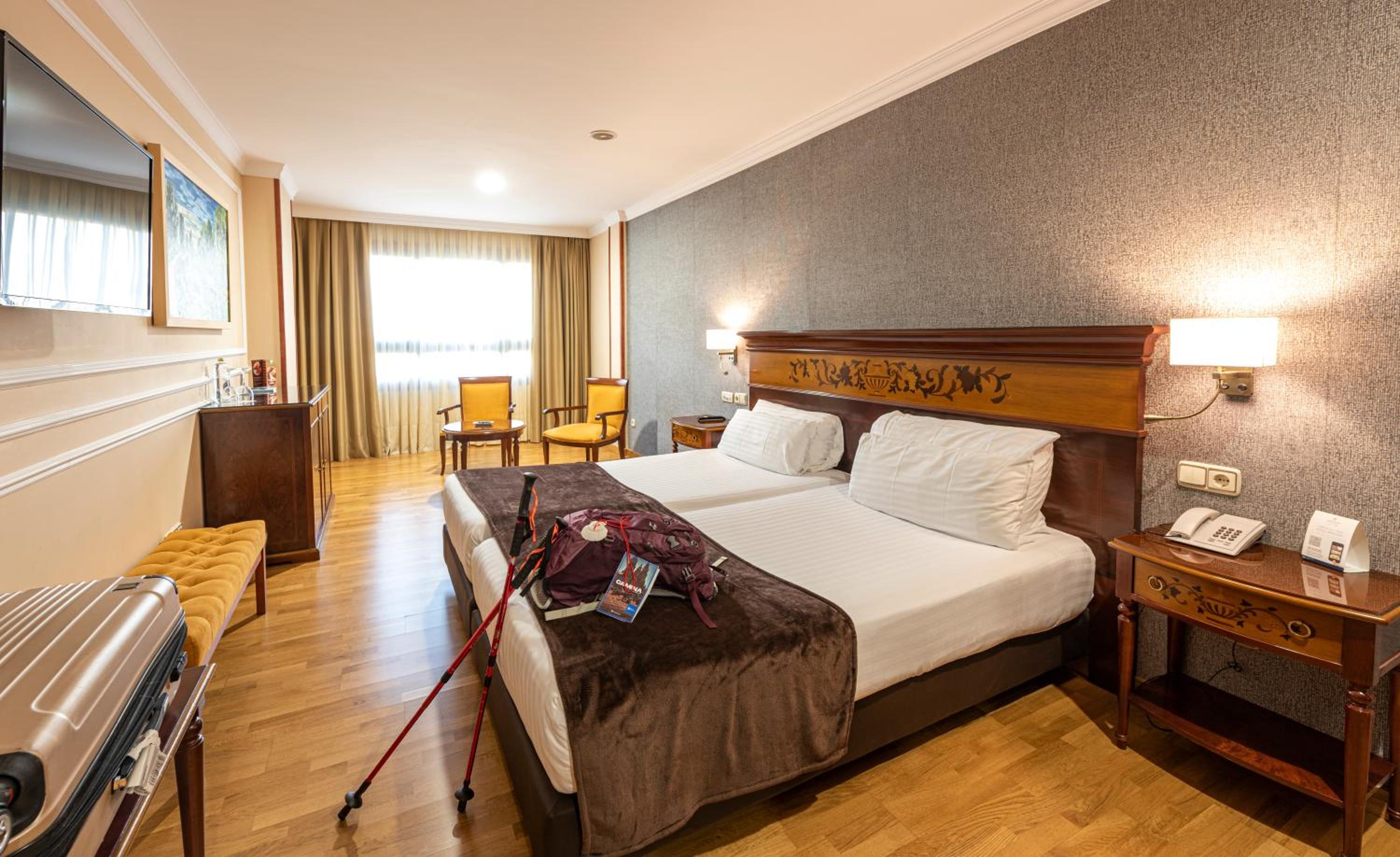 Double or Twin Room - Photo 21