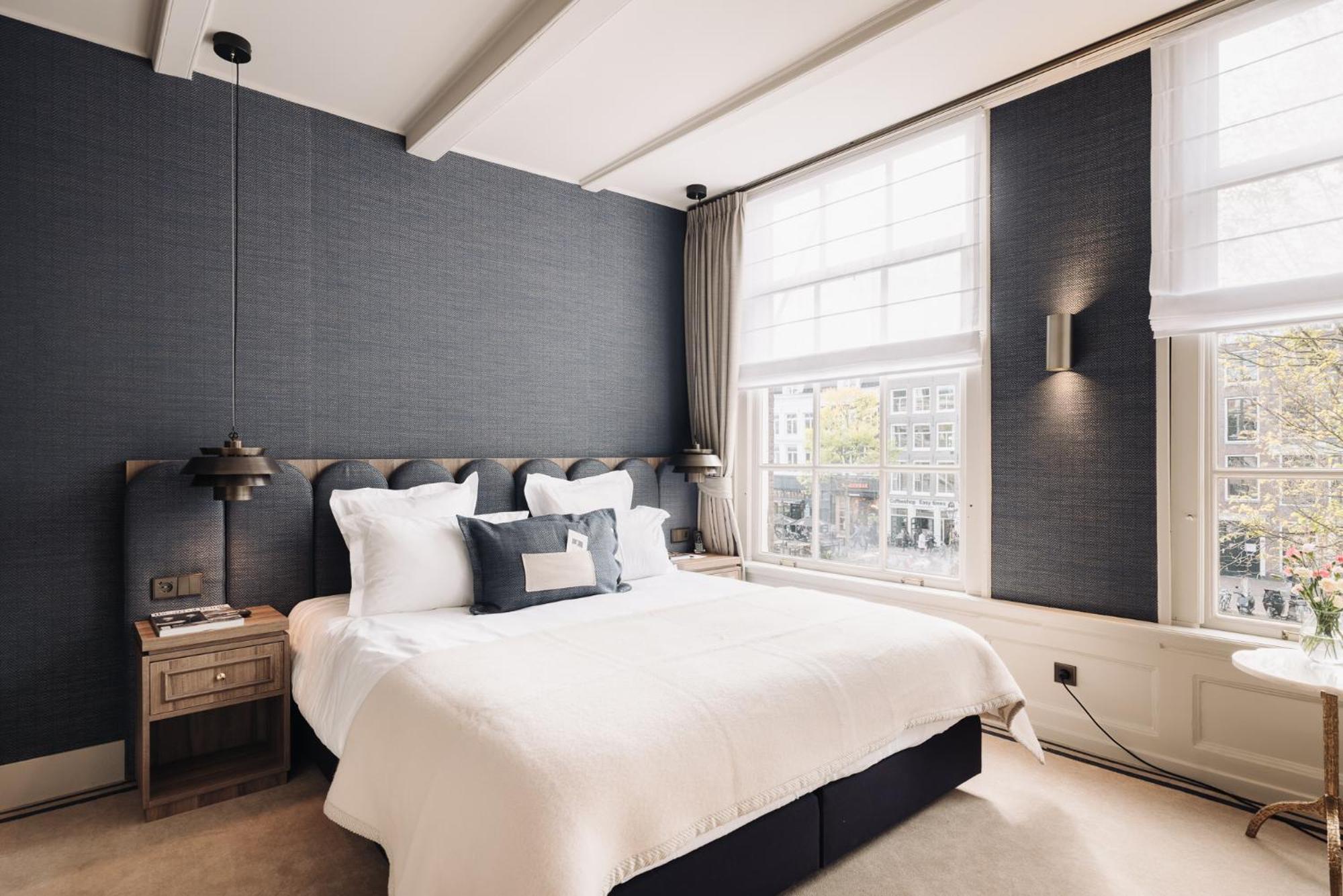 Executive Double Room (Grand Merchant - Canal View)