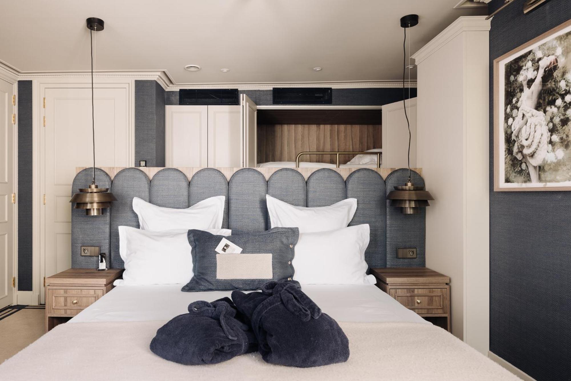Executive Room (Grand Room Garden View, Bath)