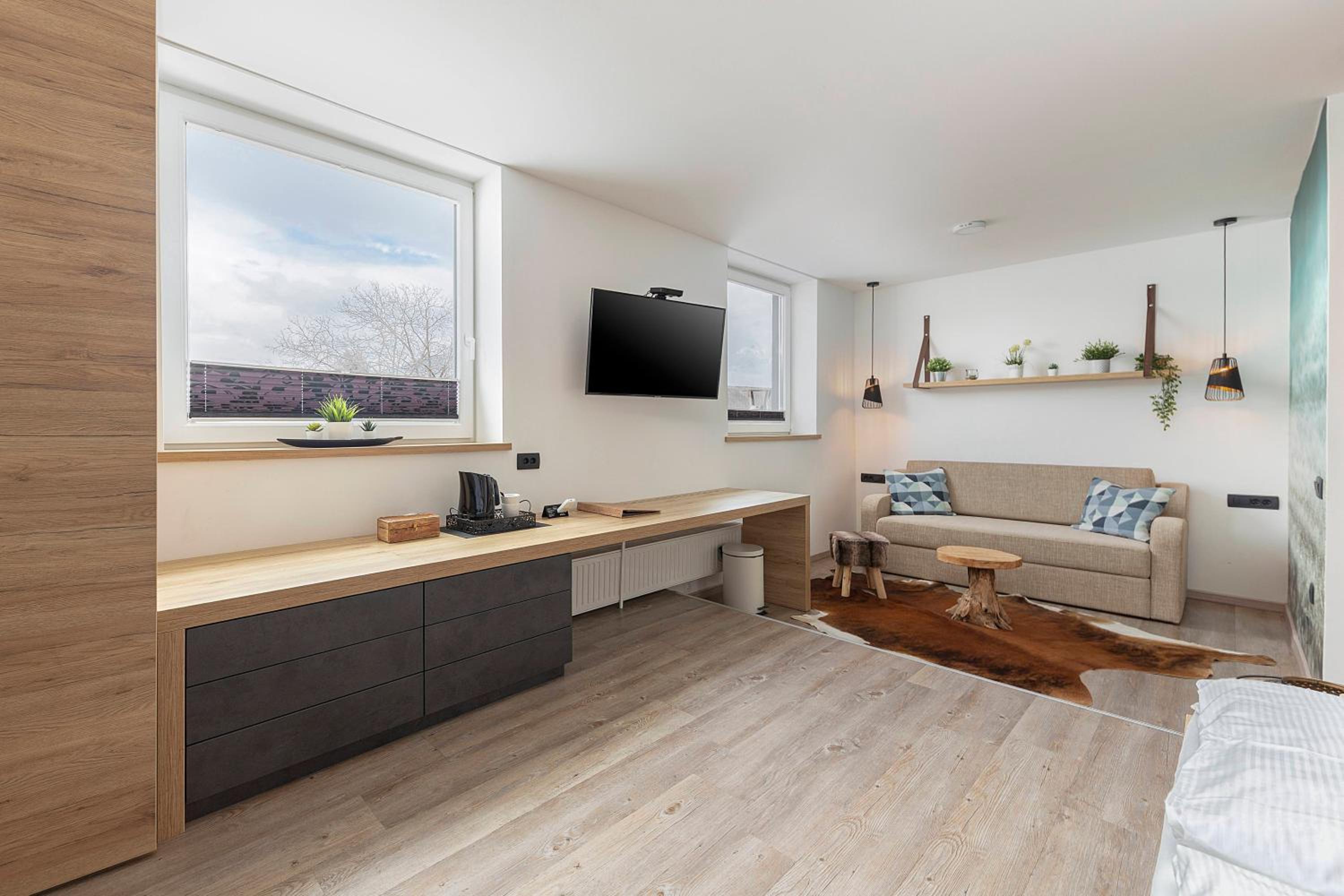 Junior Suite with Mountain View - Photo 12