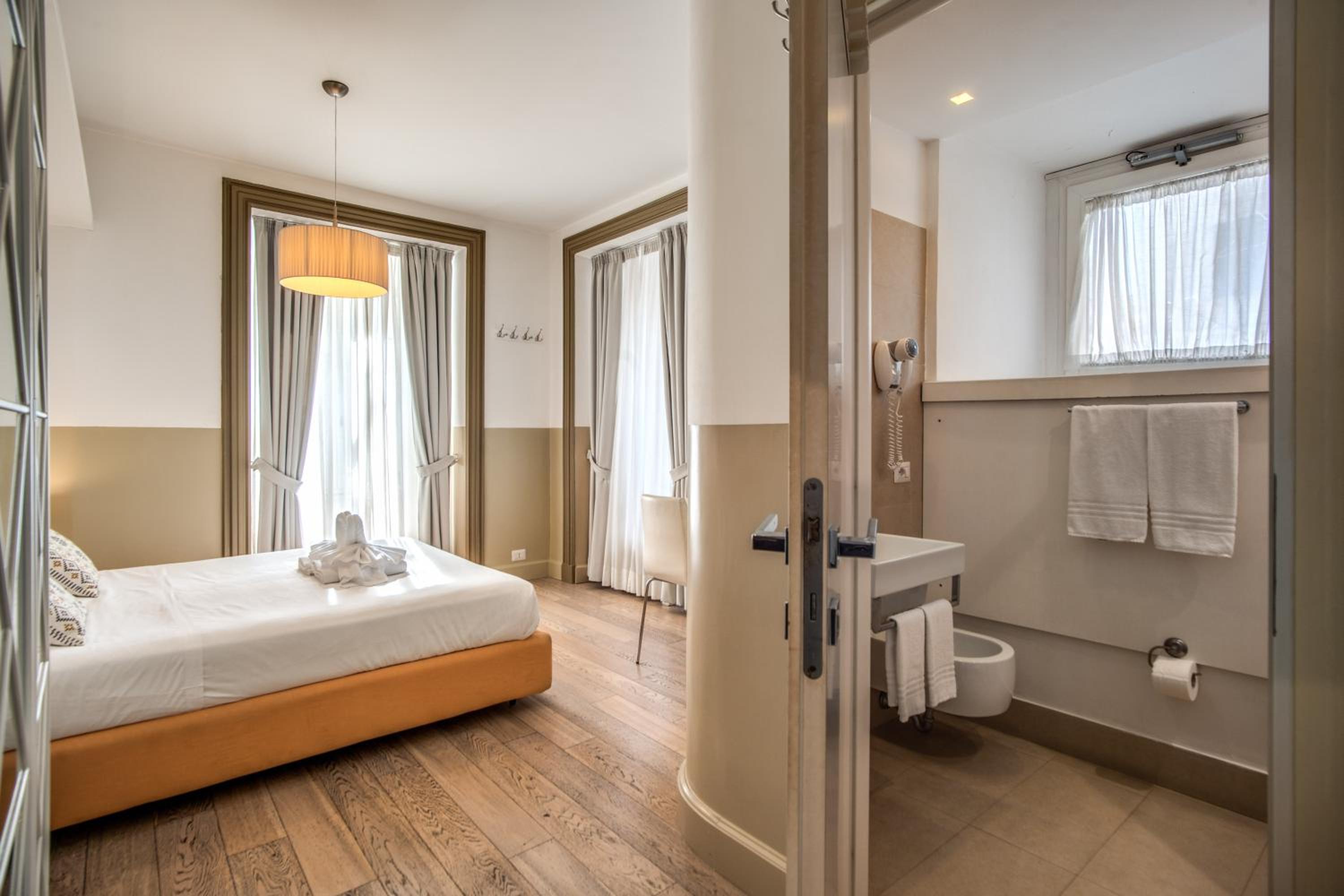 Double Room photo 3