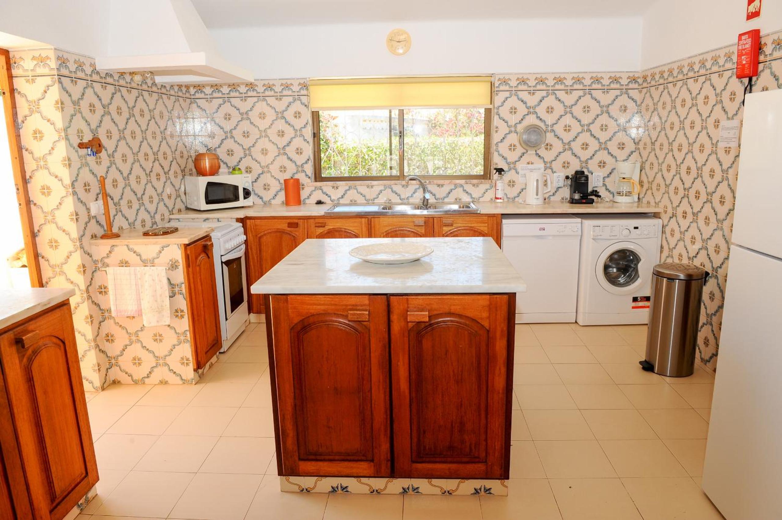 Villa photo 3