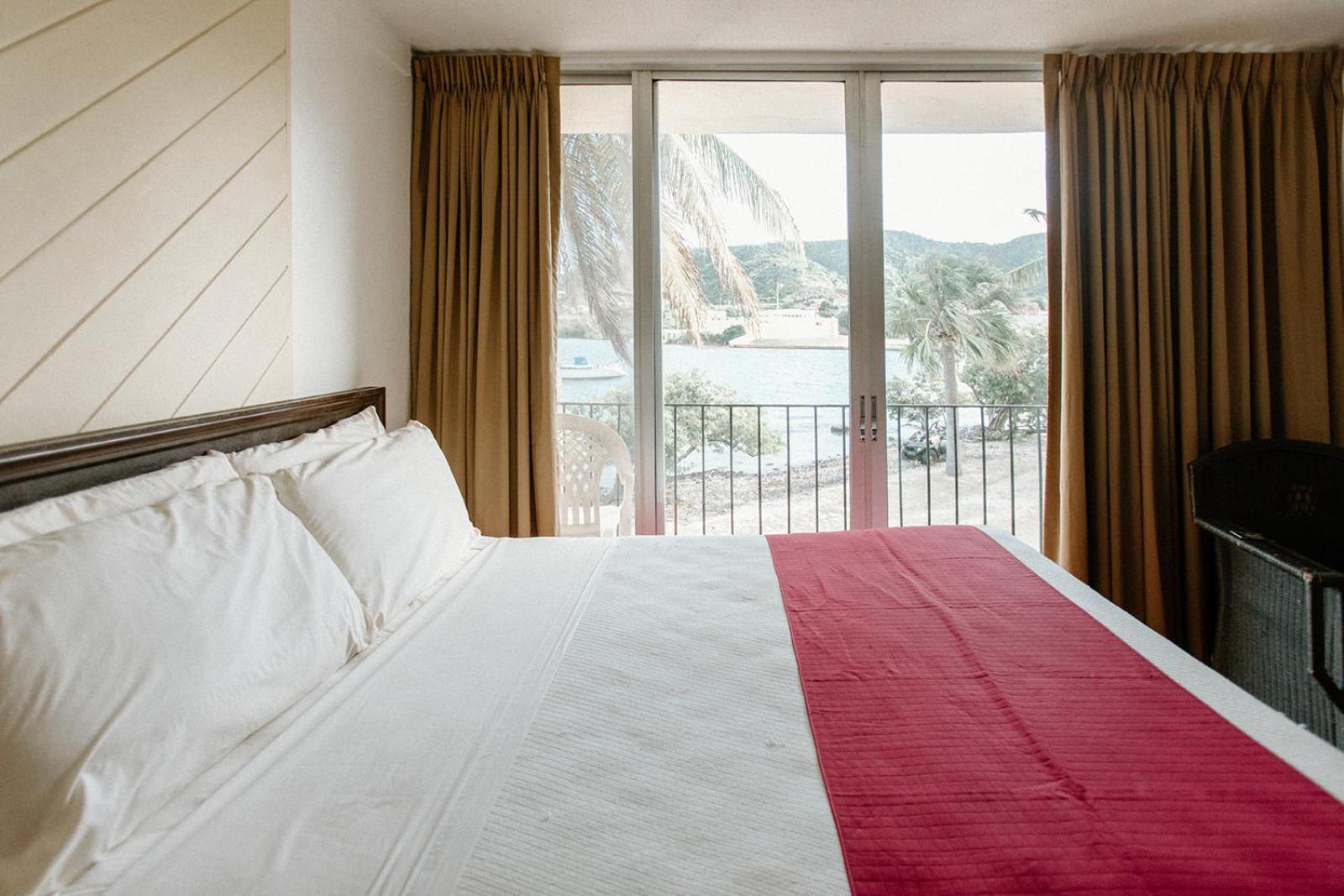 Superior Ocean View King photo 1
