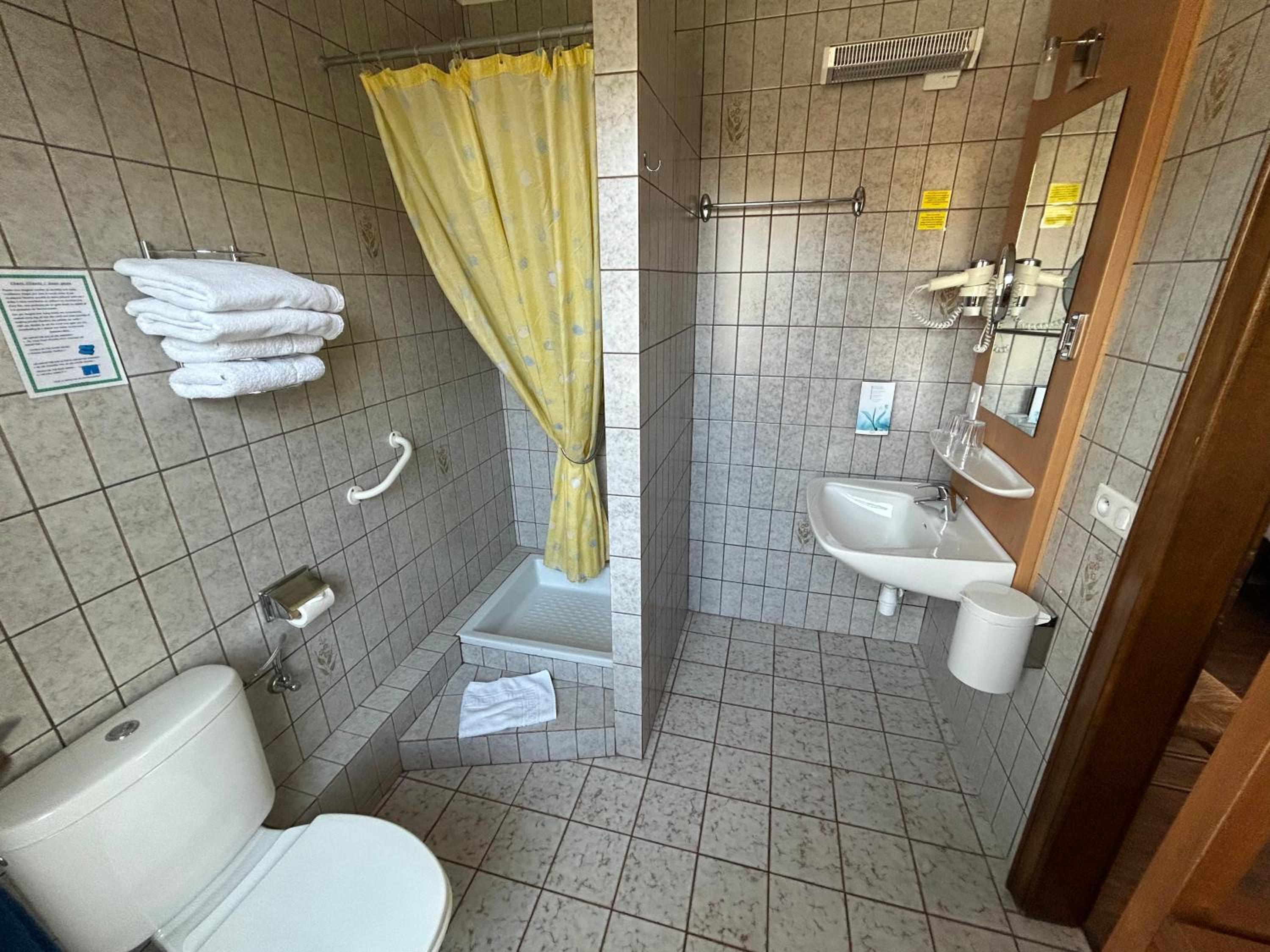 Comfort Double Room - Photo 5