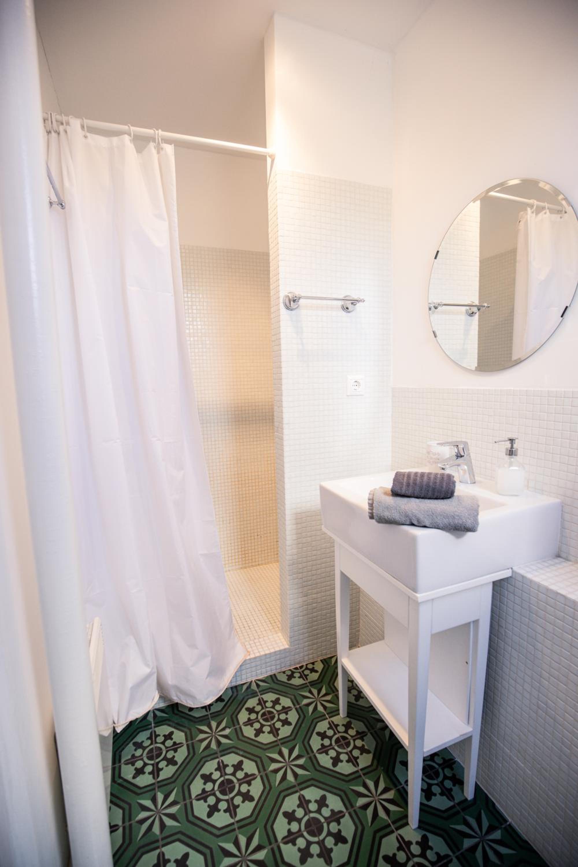 Standard Double or Twin Room photo 1