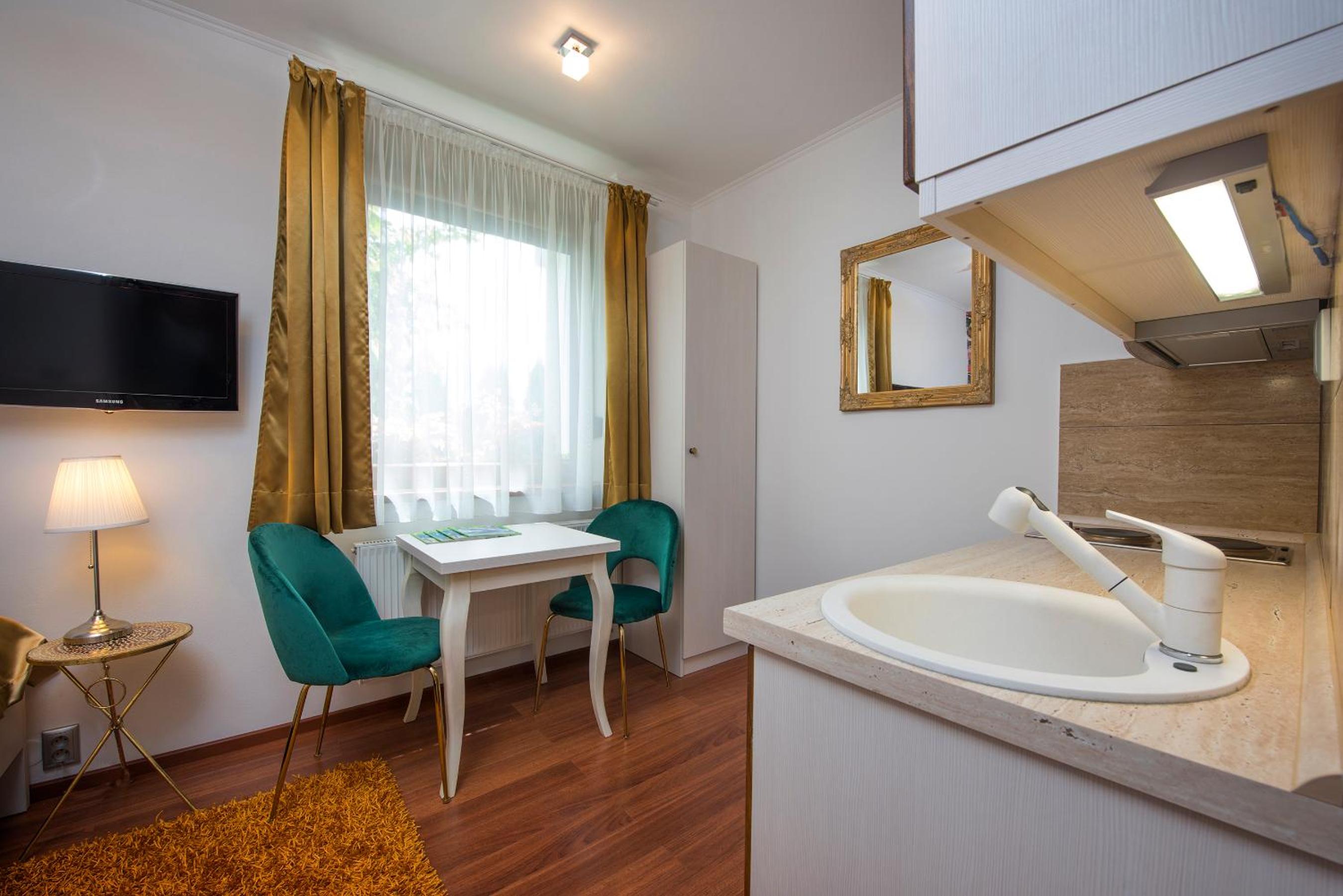 Superior Single Room photo 2