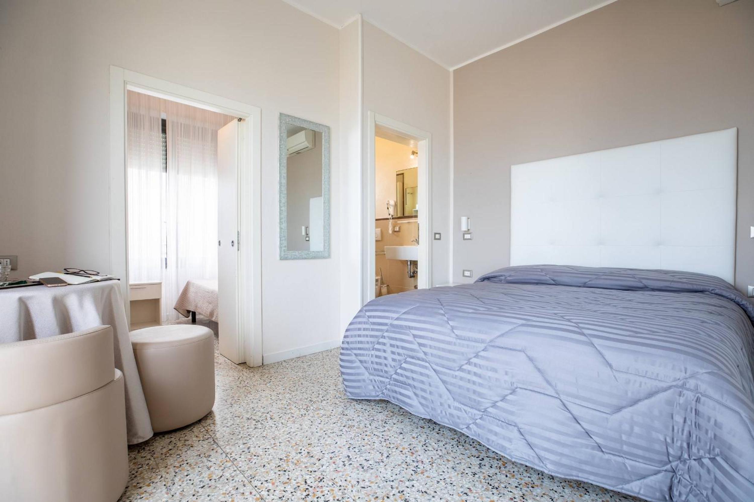 Quadruple Room with Sea View photo 1