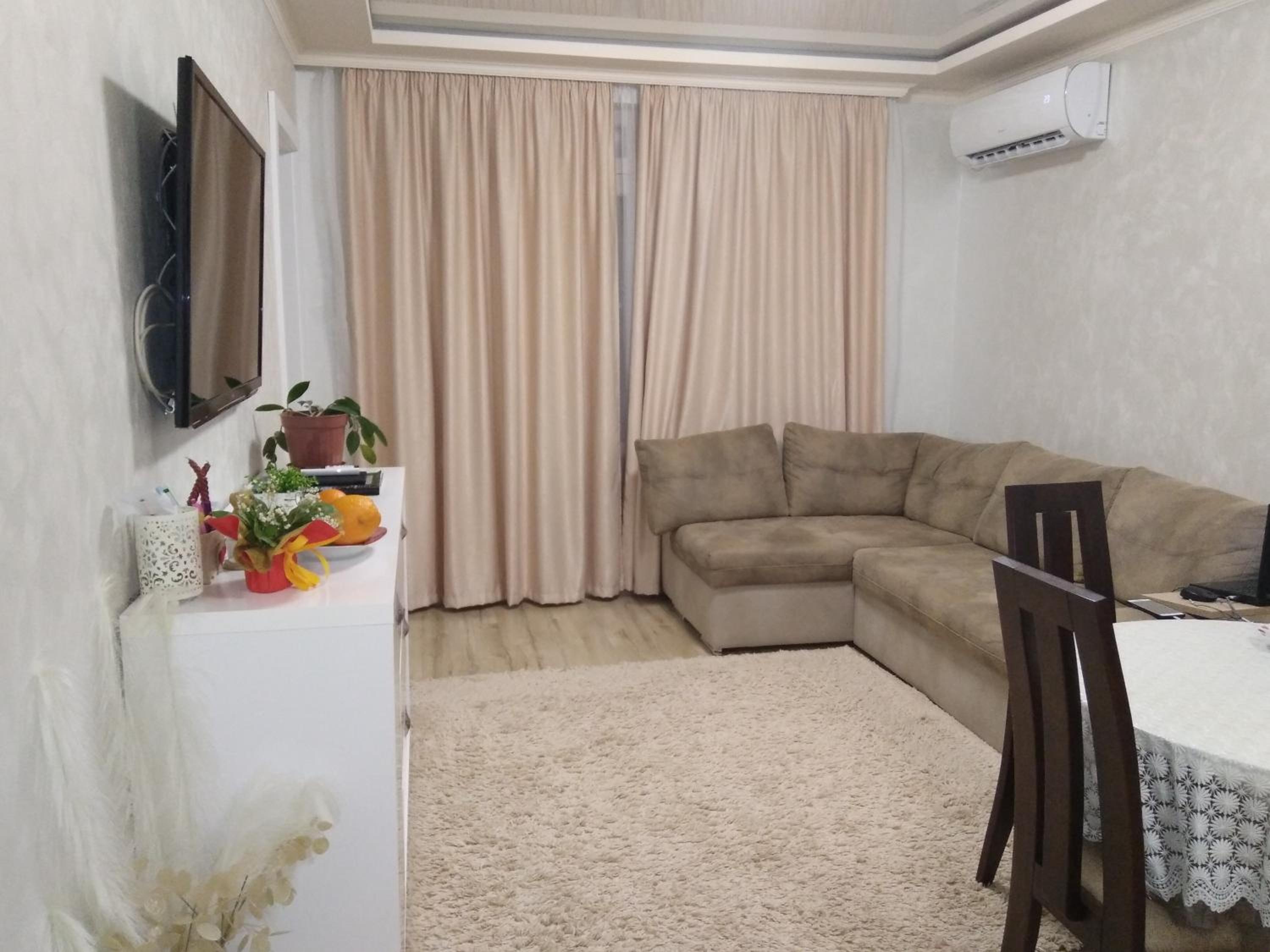 Two-Bedroom Apartment - Photo 2