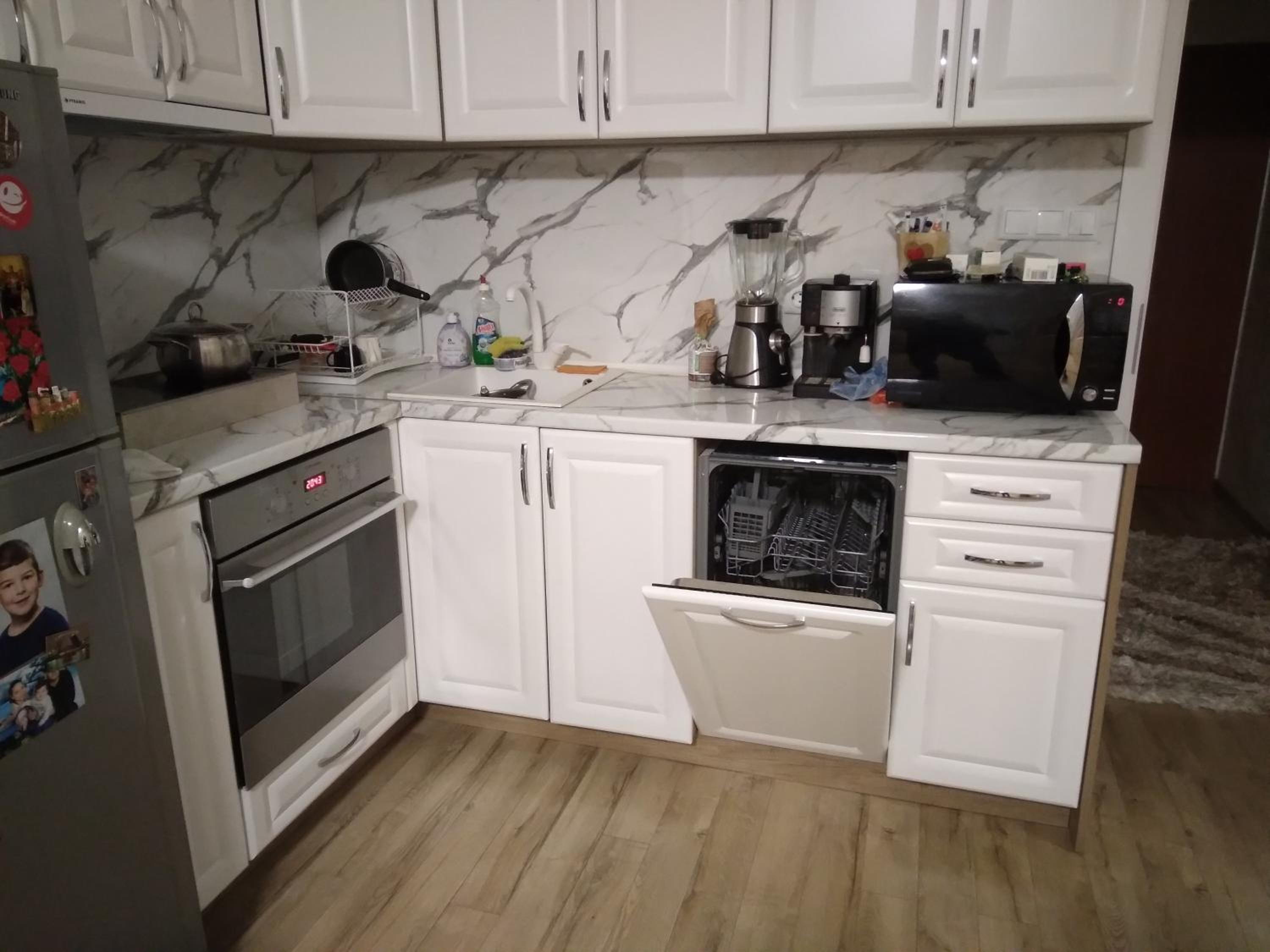 Two-Bedroom Apartment - Photo 11