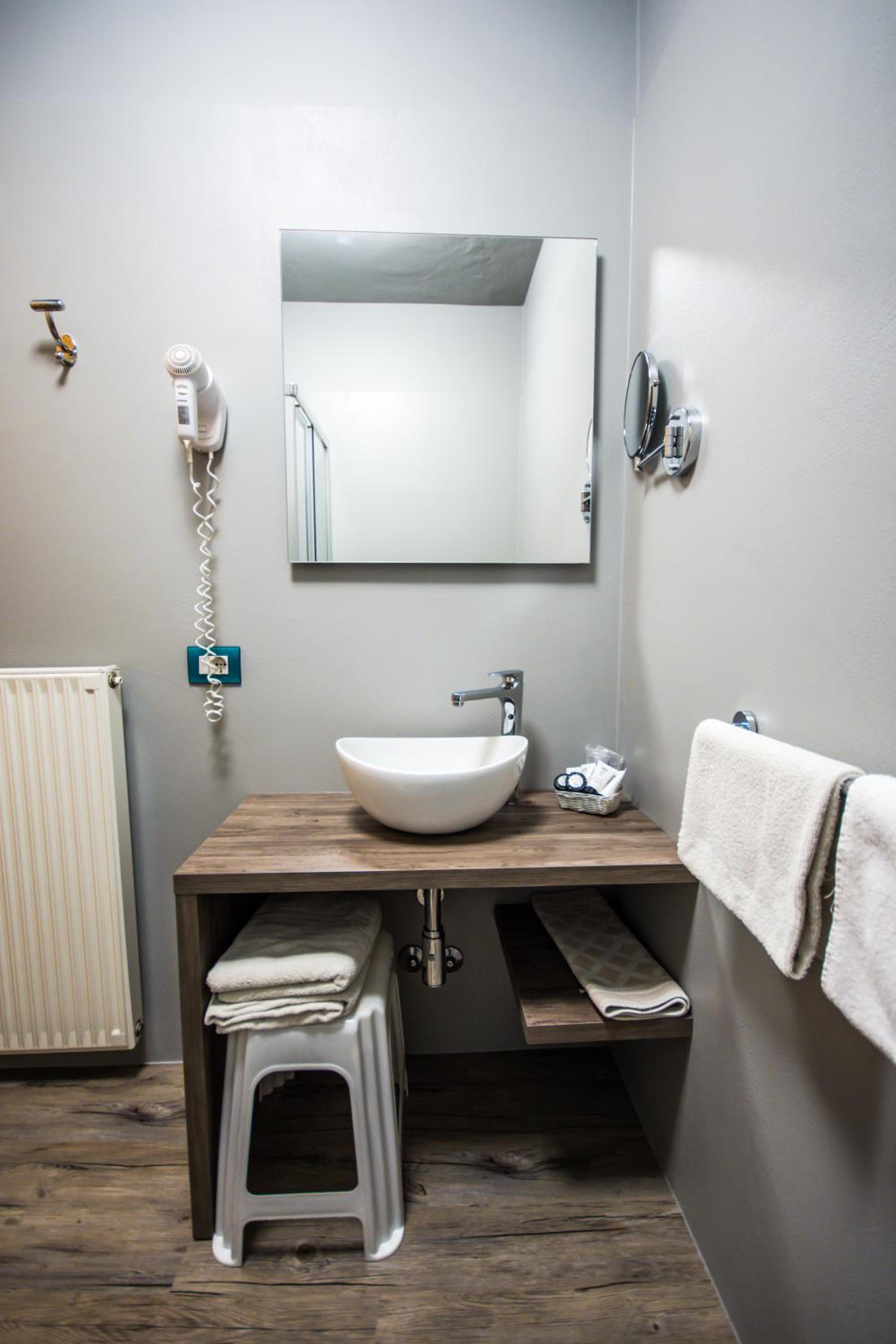 Superior Double or Twin Room photo 3