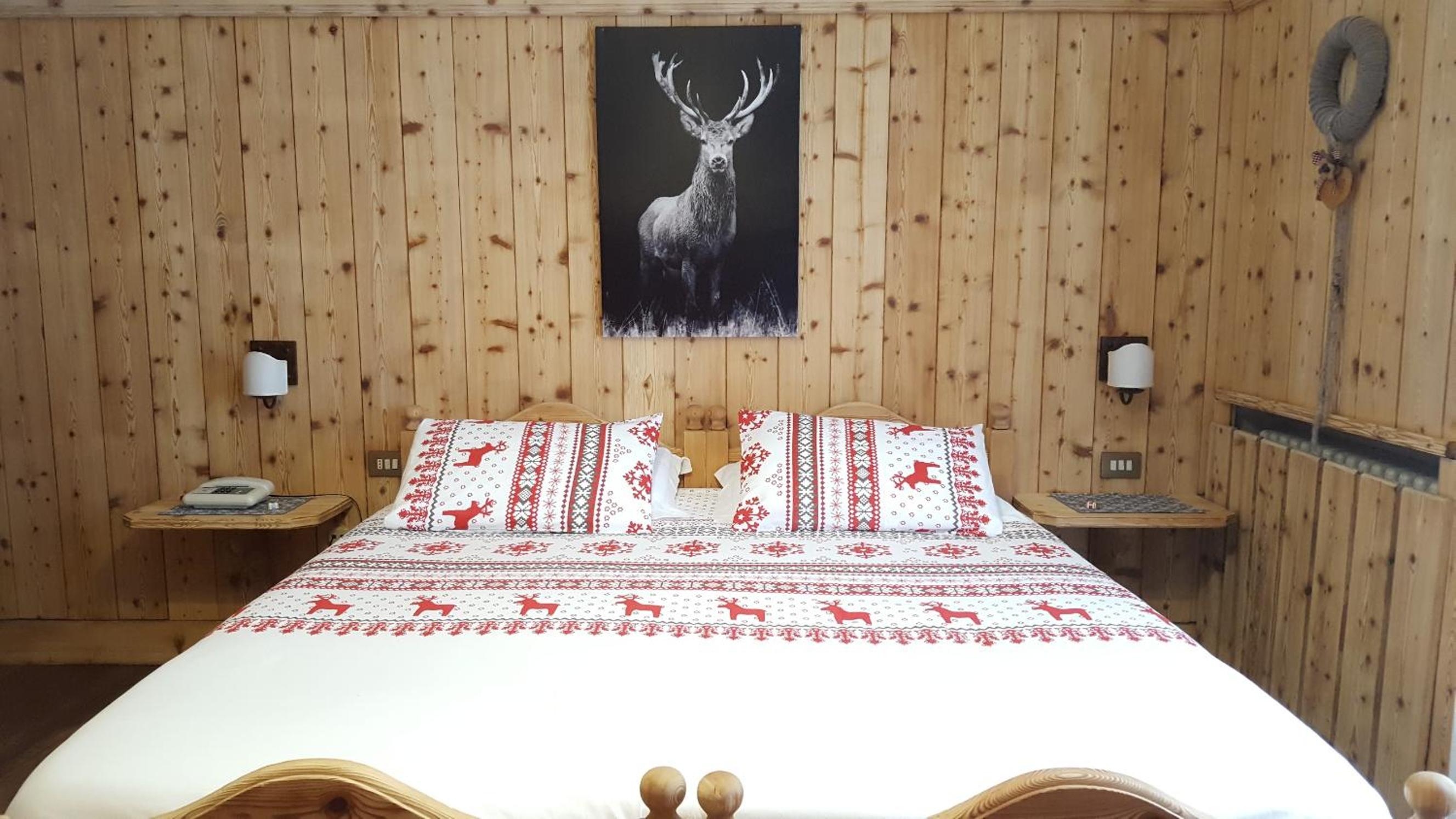 Double or Twin Room - Photo 14