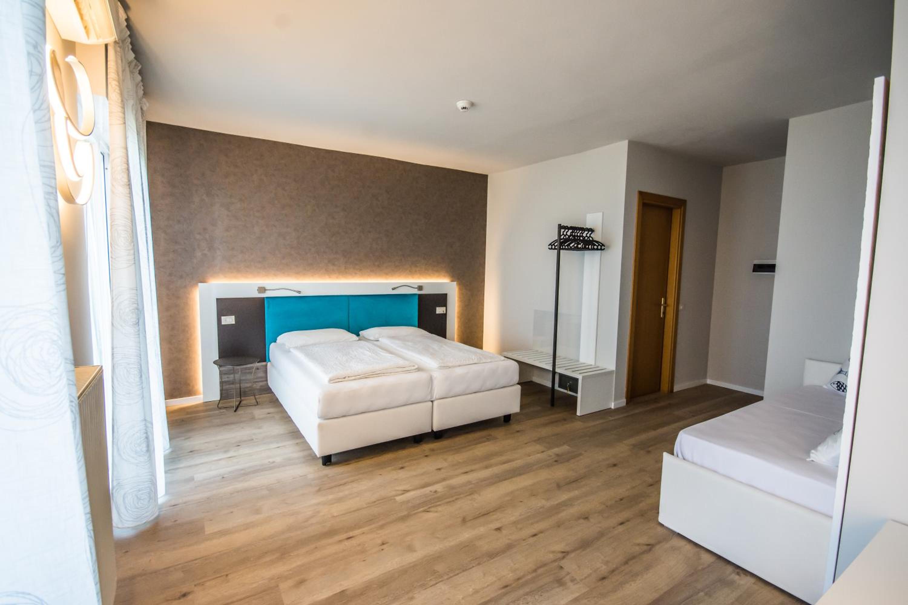 Deluxe Quadruple Room photo 3