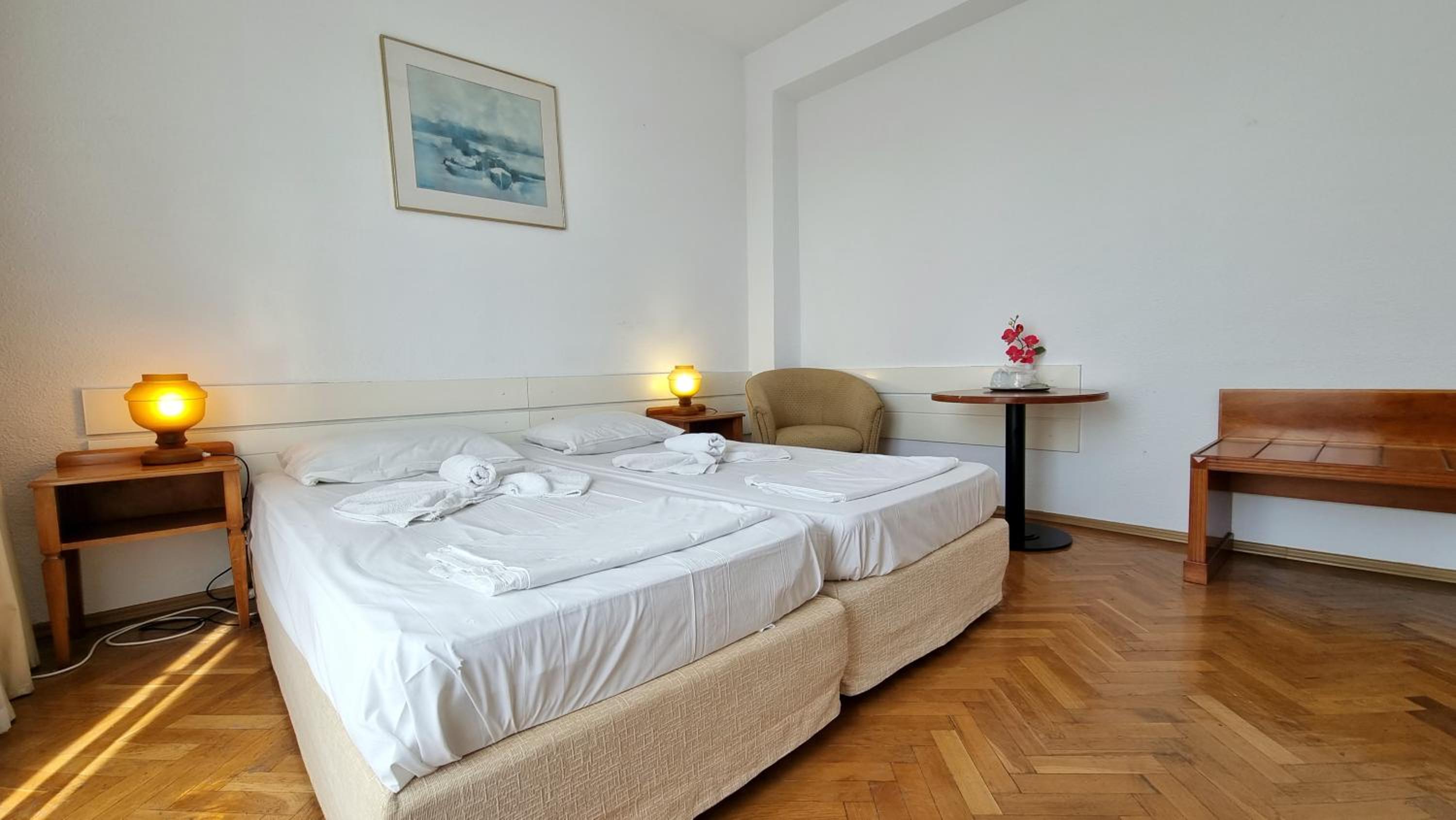 Double or Twin Room - Photo 2