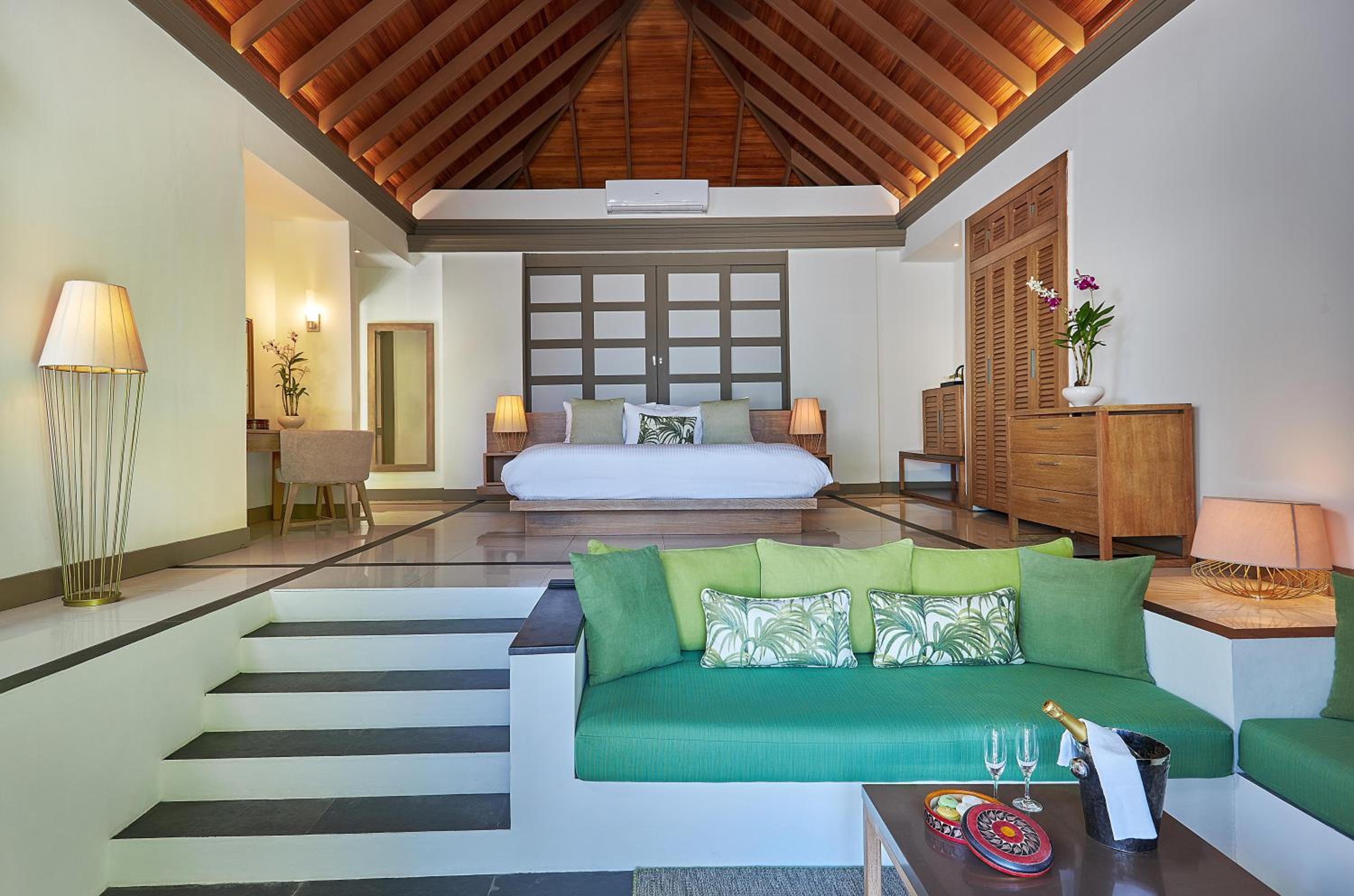 Beach Villa With Private Pool – Complimentary Room And Meal Plan Upgrade (For Half Board And Full Board) To Next Category, 50% Discount On Domestic Transfers And Kids Up To 12 Years Go Free On The Same Meal Plan. - Photo 4