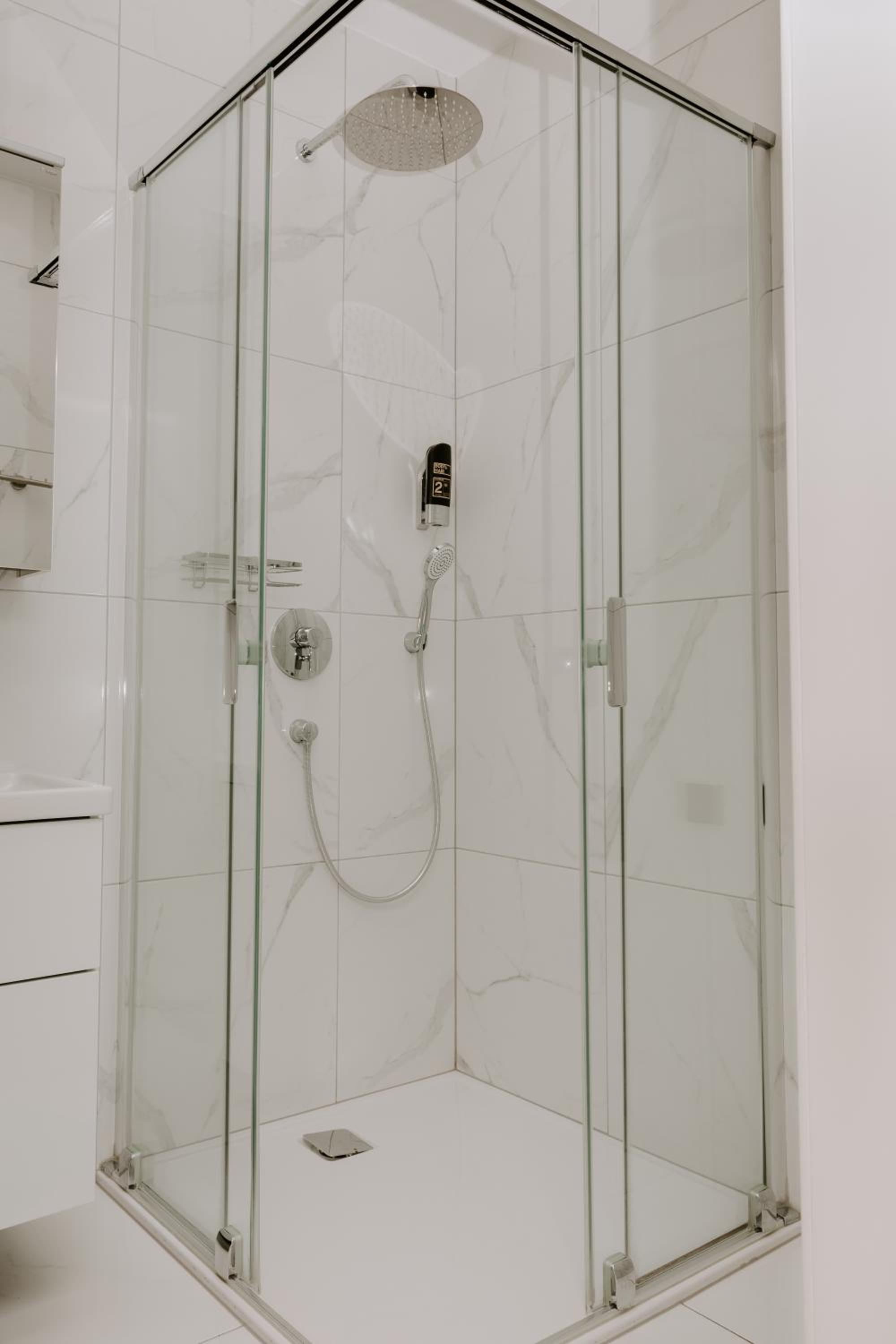 Studio Apartment photo 3