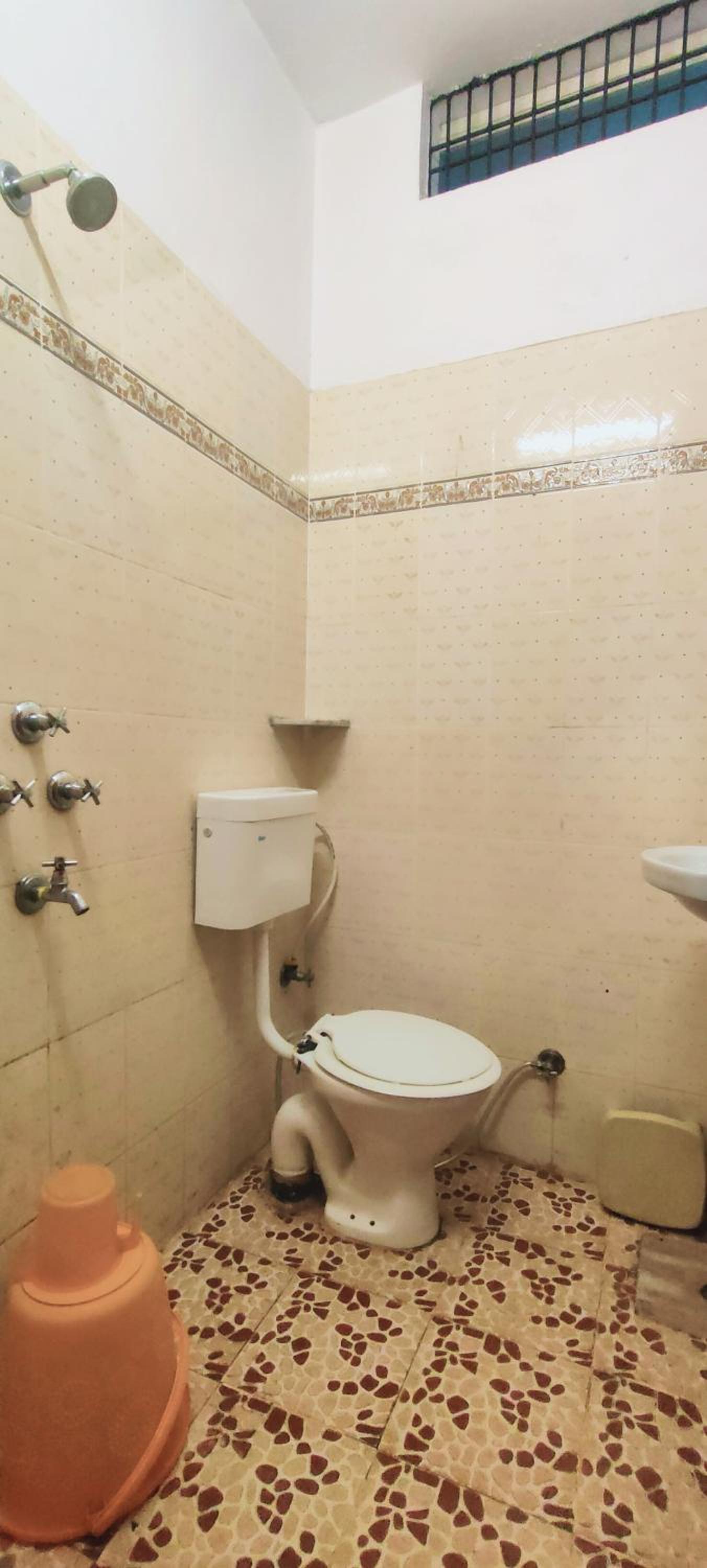 Standard Double Room - Photo 3