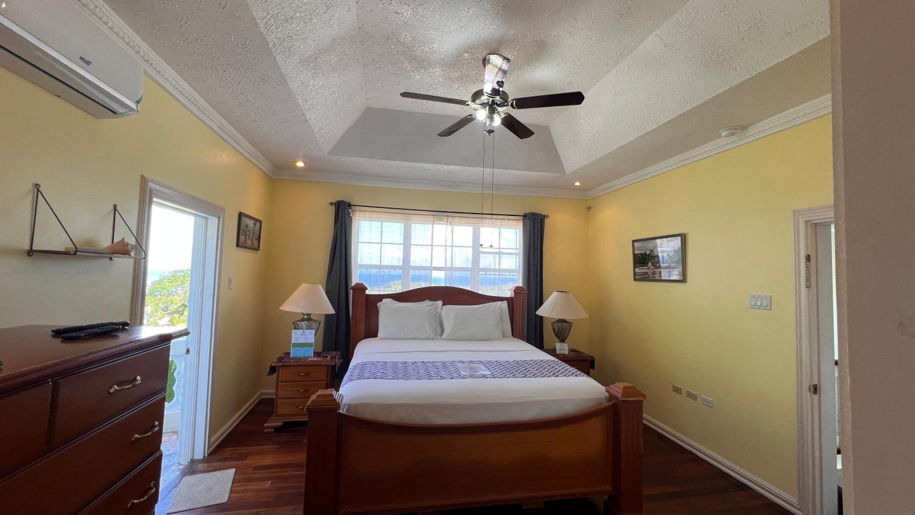 King Room with Sea View photo 2