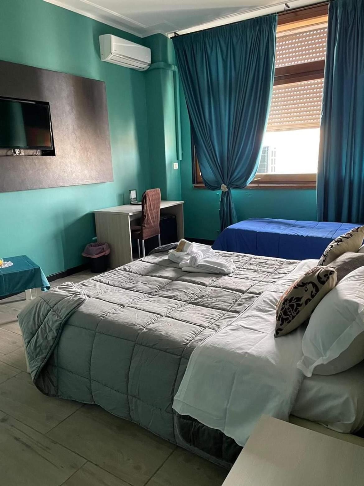 Triple Room with Private Bathroom