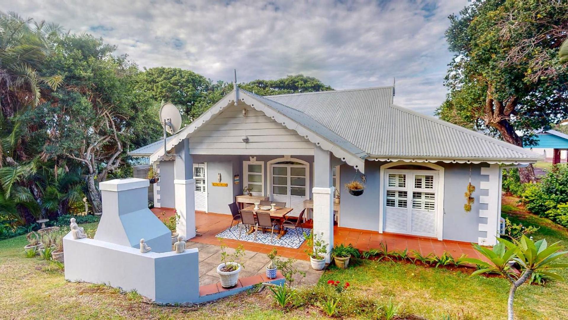 Three-Bedroom House photo 2