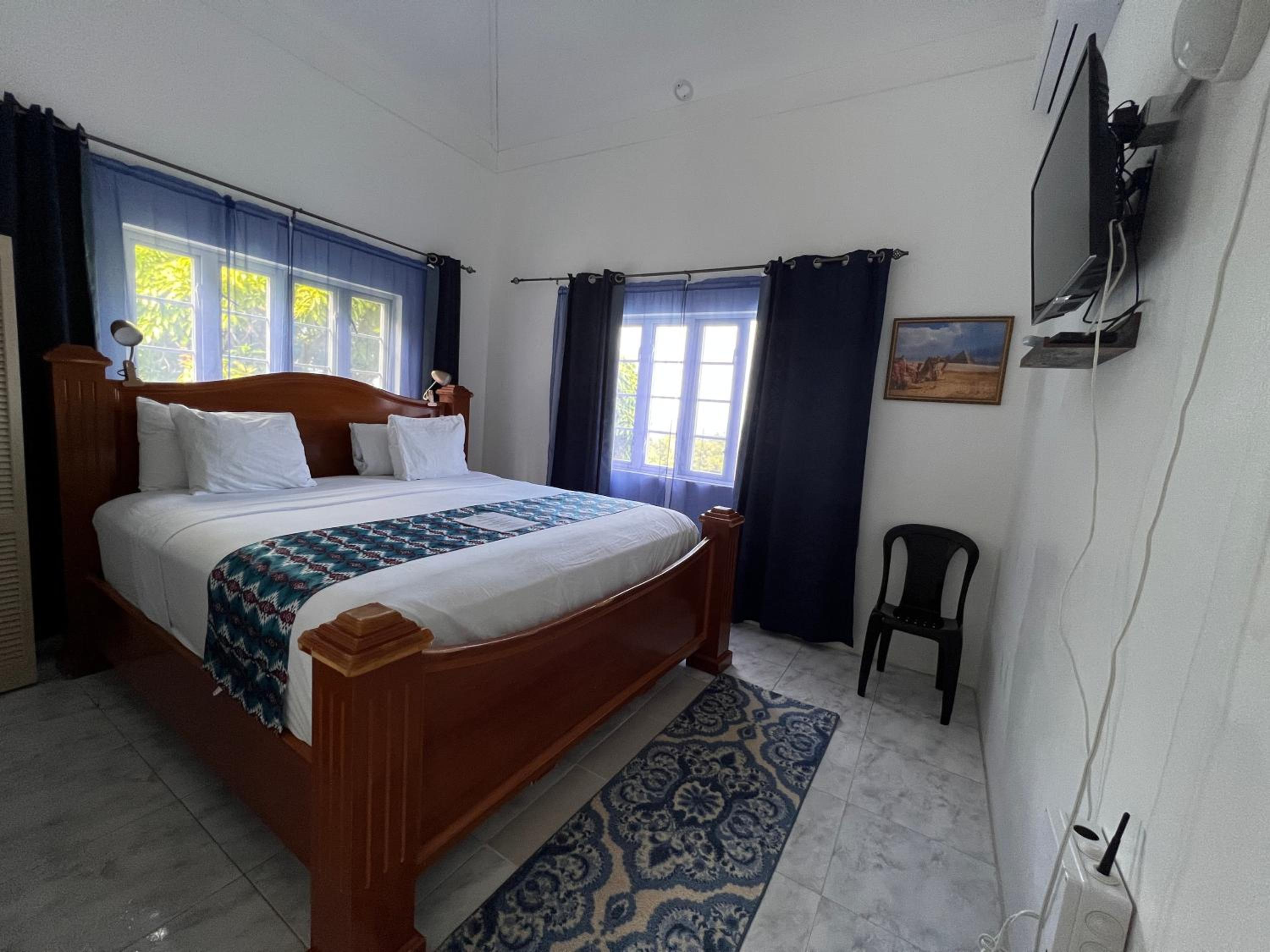 King Suite with Sea View photo 3