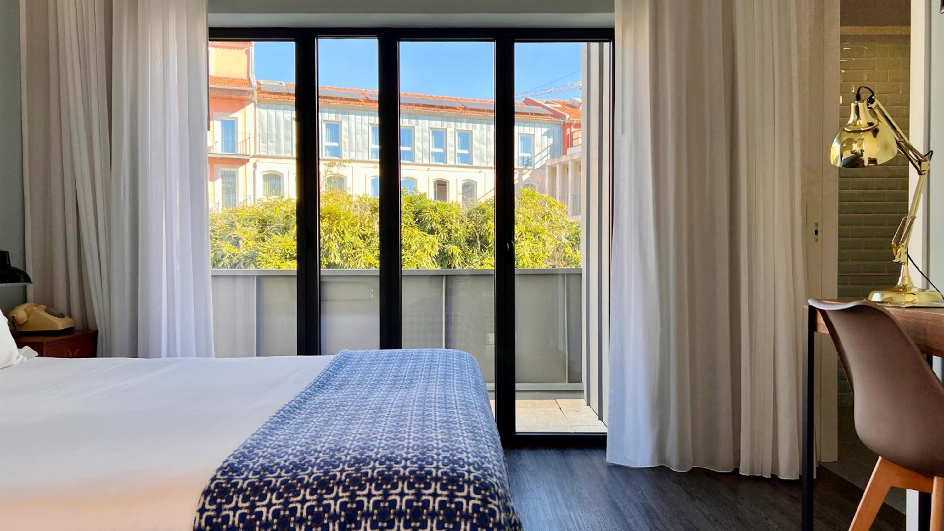 Double Room with Garden View - Photo 2