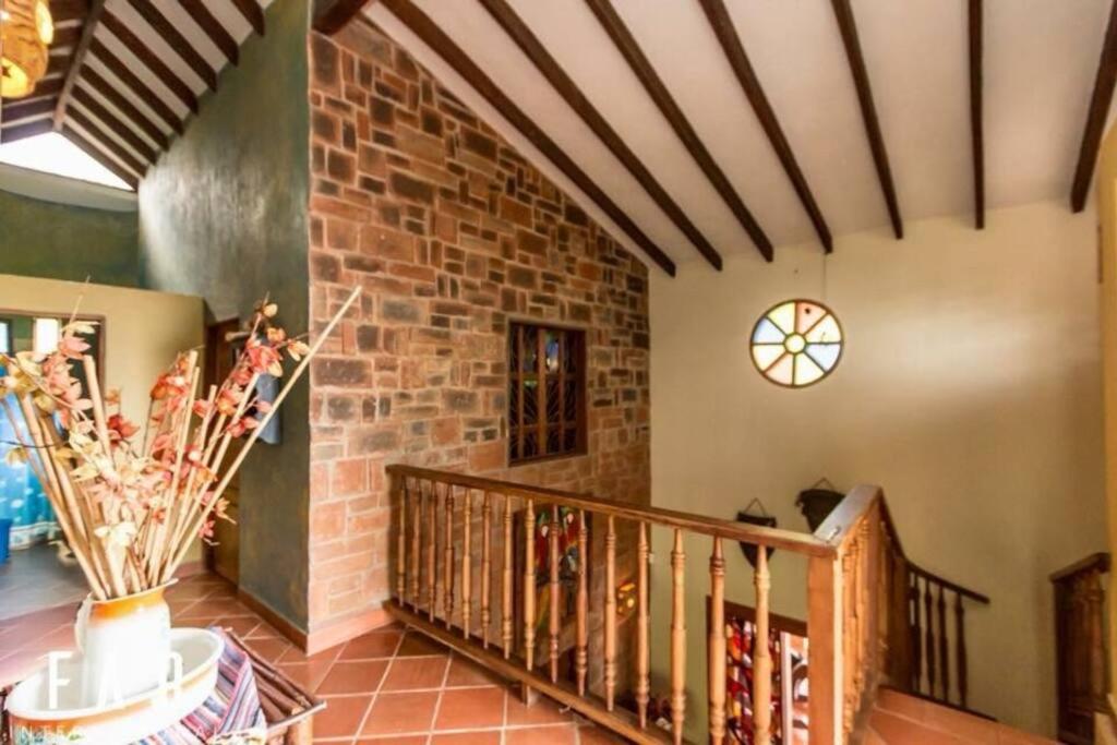 Villa photo 1