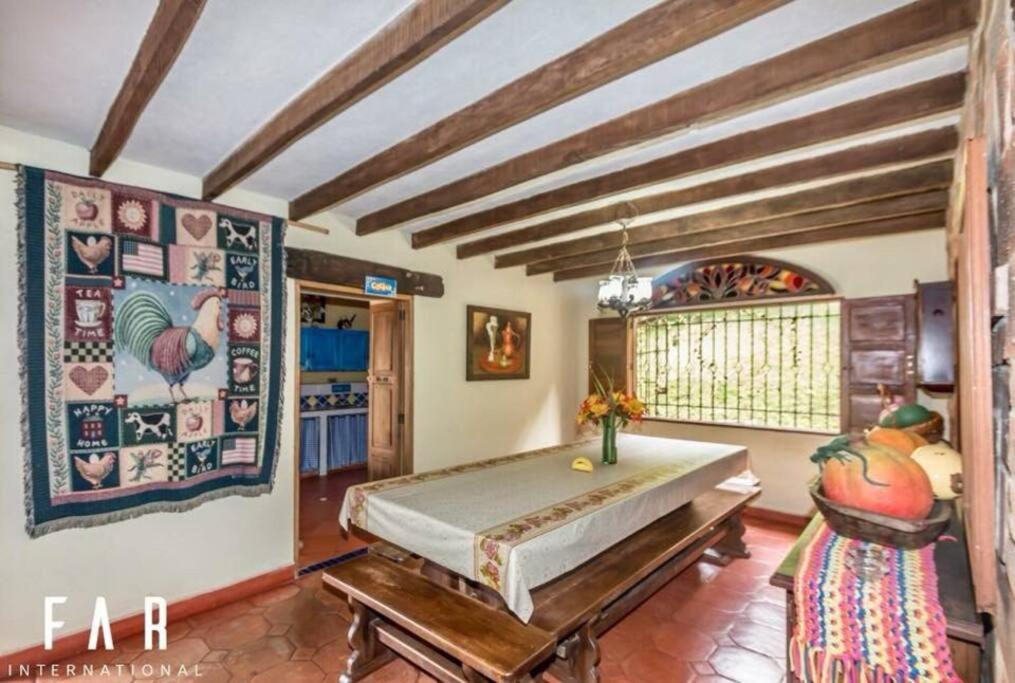 Villa photo 2