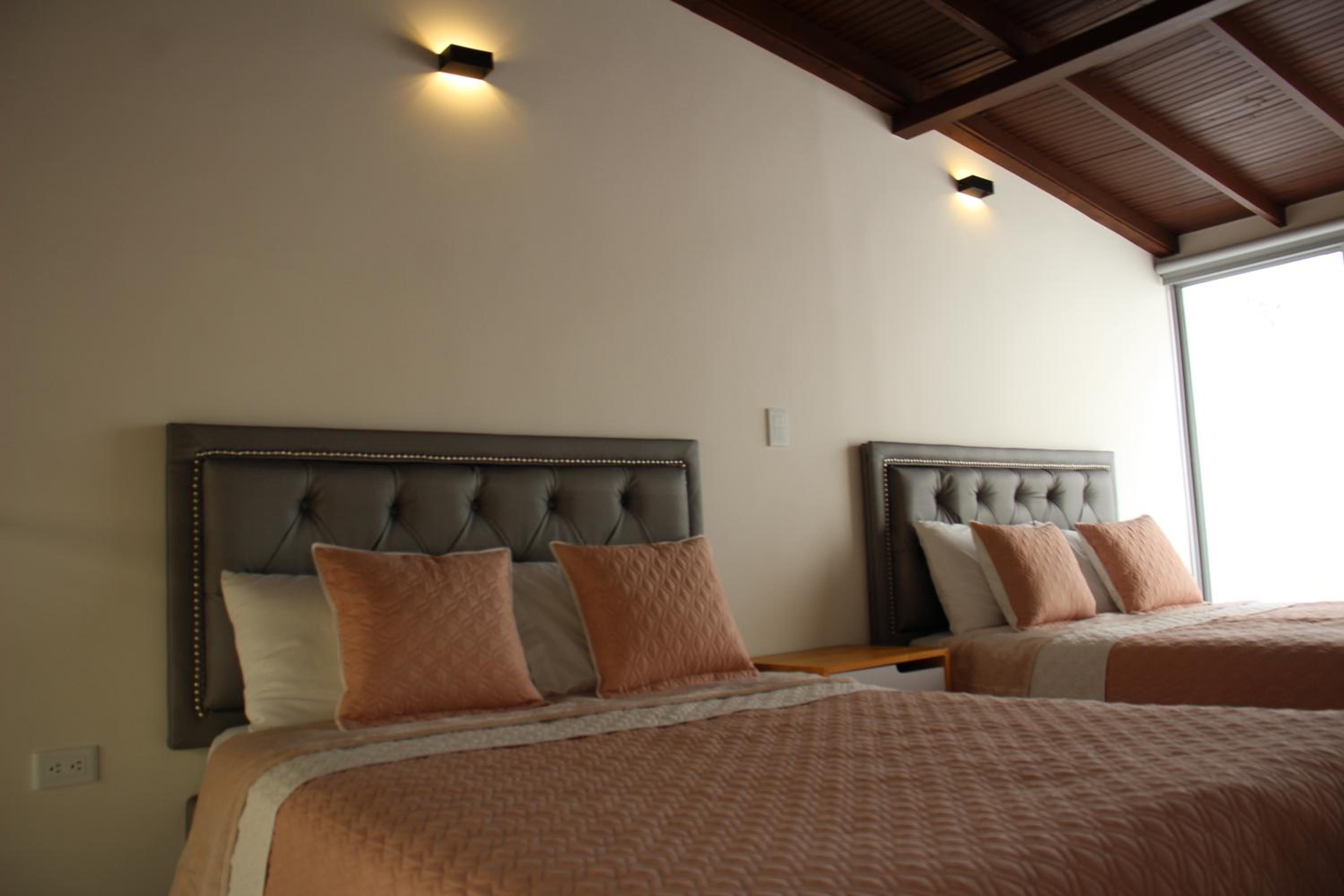 Deluxe Family Suite