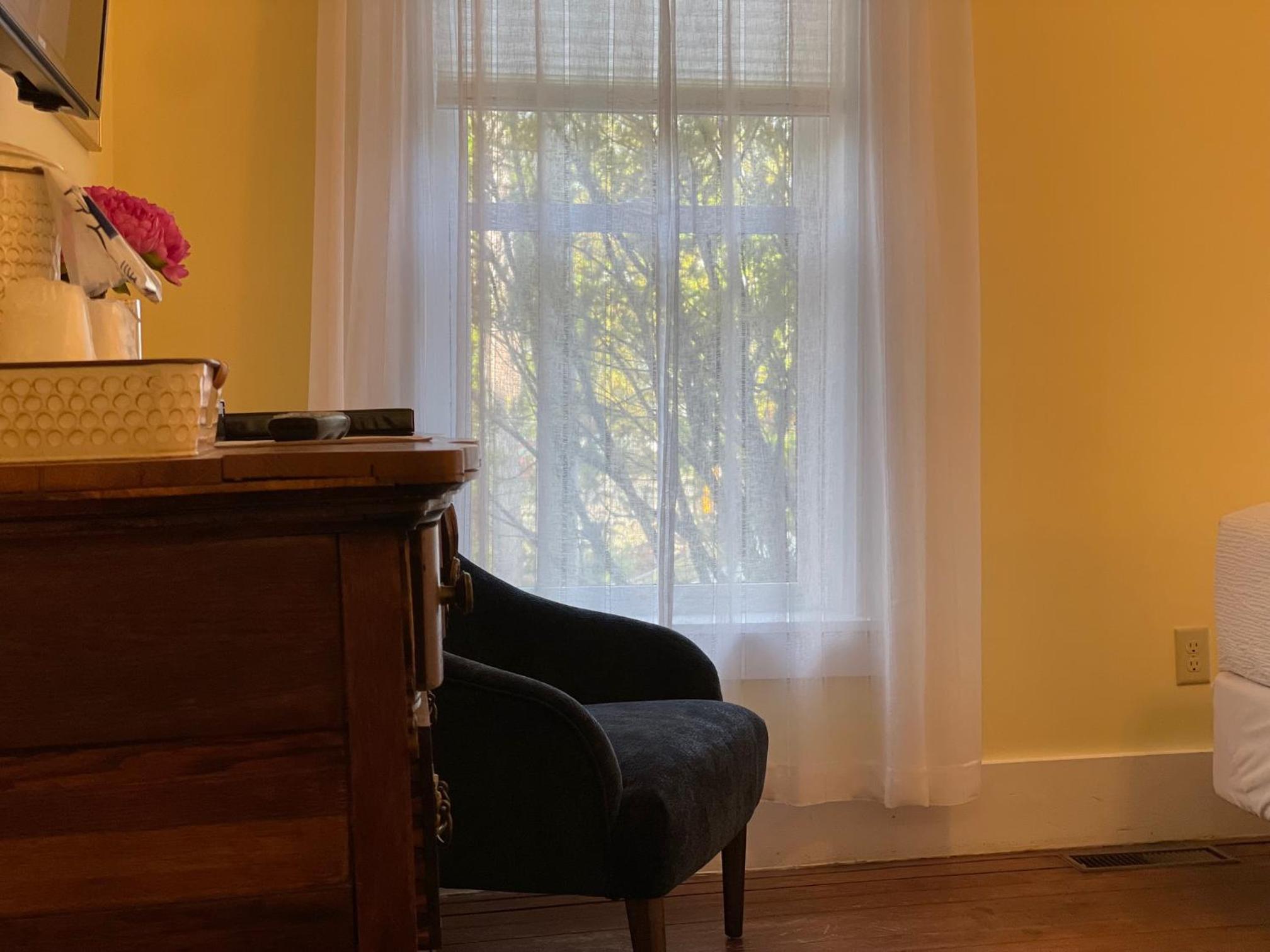 Double or Twin Room photo 2