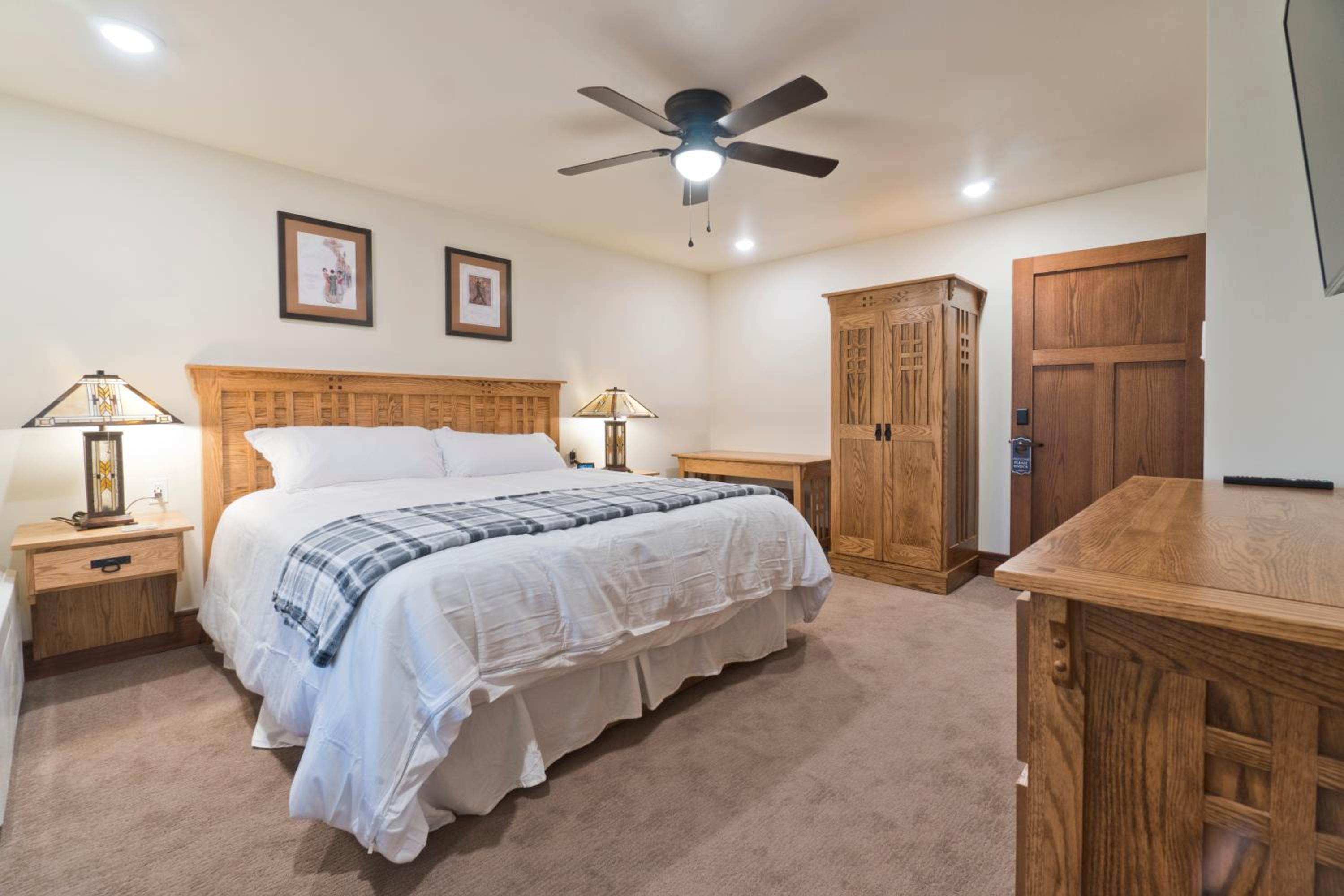 Single Room with Bathroom photo 3