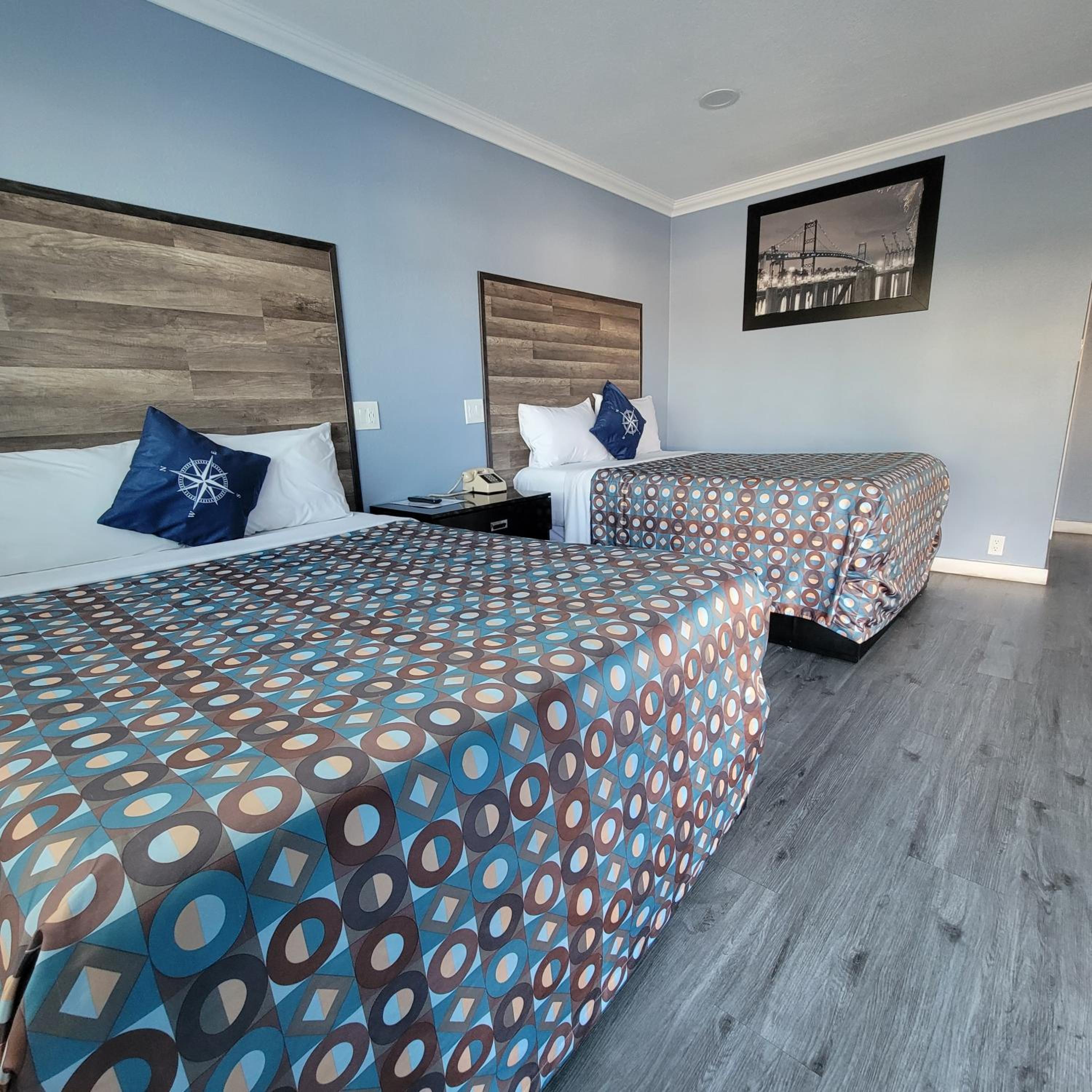 Economy Double Room photo 3