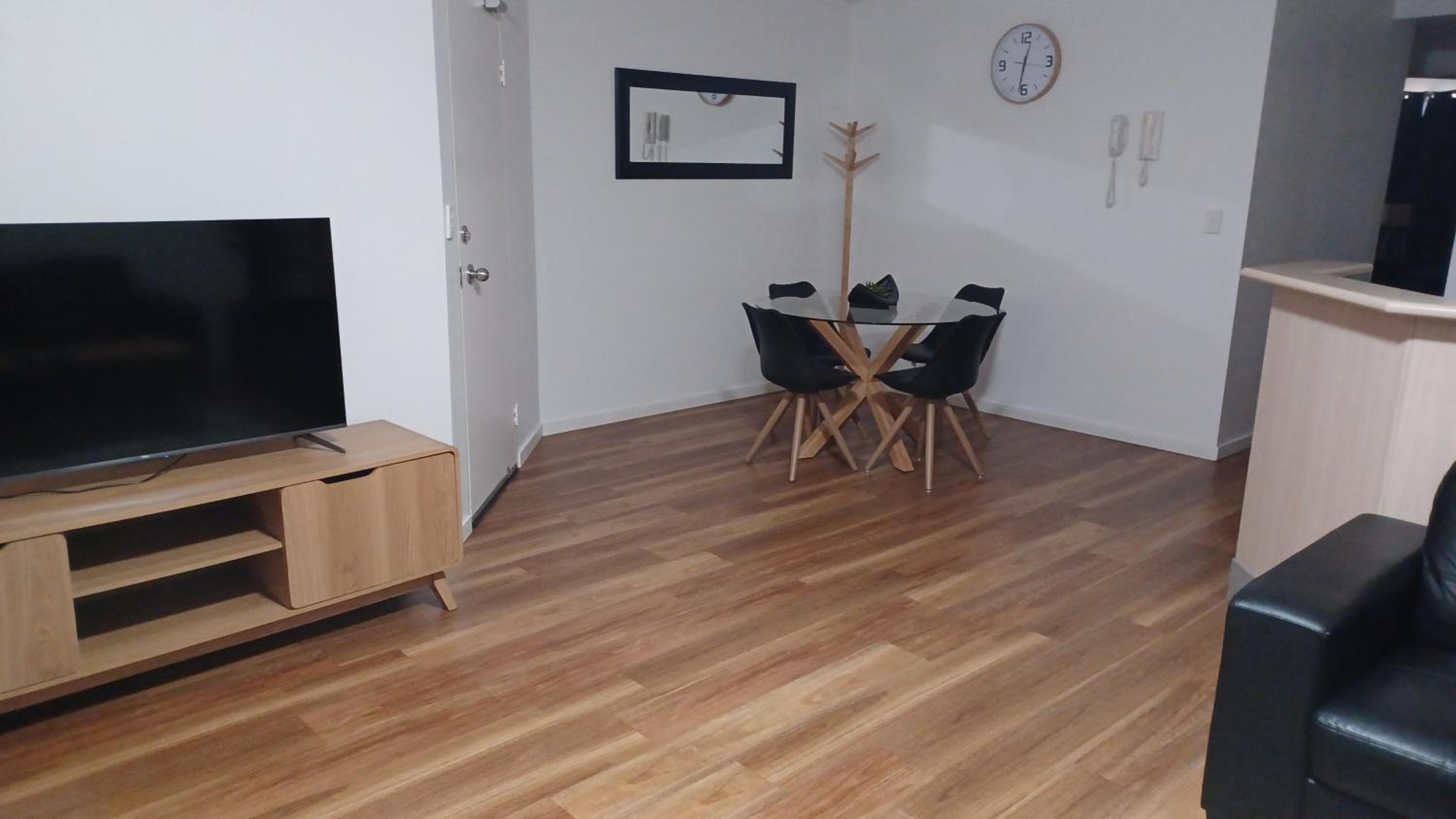 Two-Bedroom Apartment - Photo 23