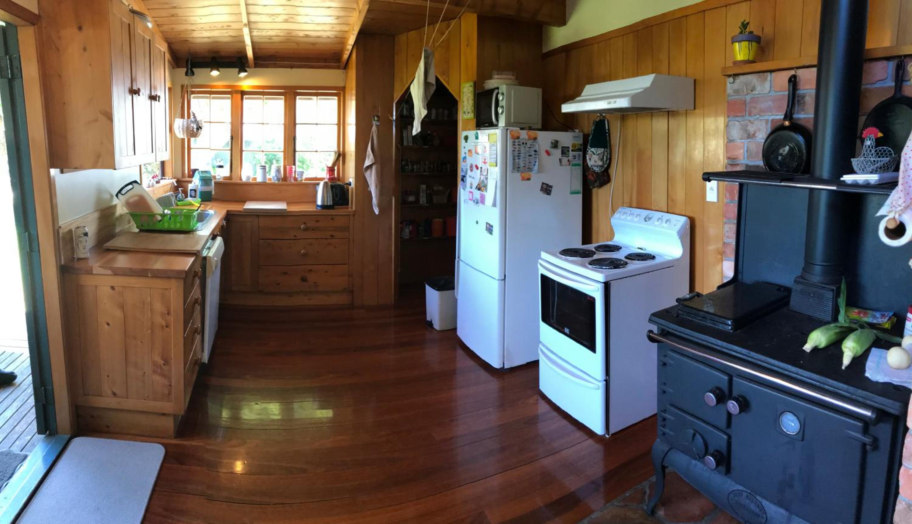 Twin Room with Shared Bathroom (Backpacker style) photo 2