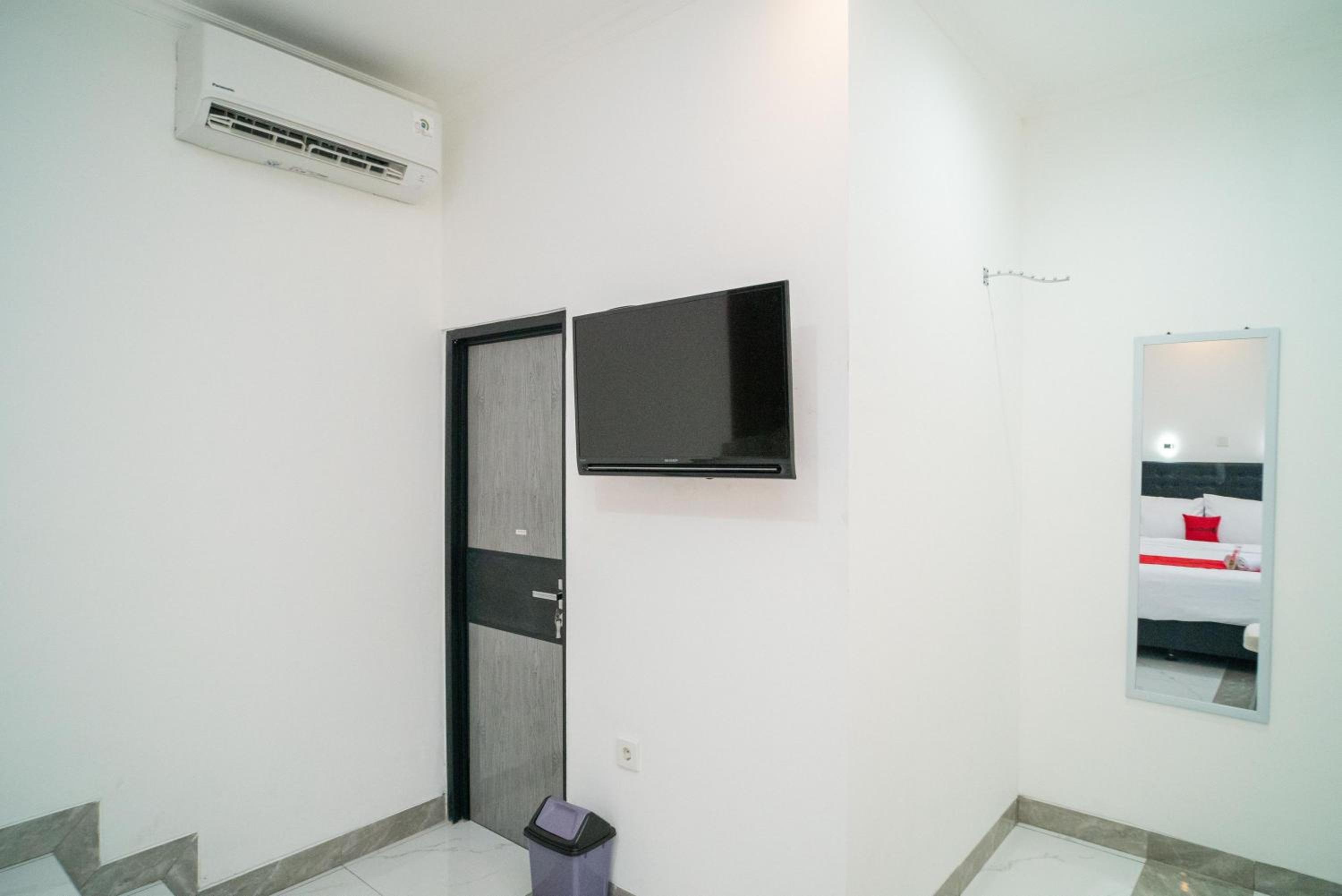 Standard Double Room - Photo 26