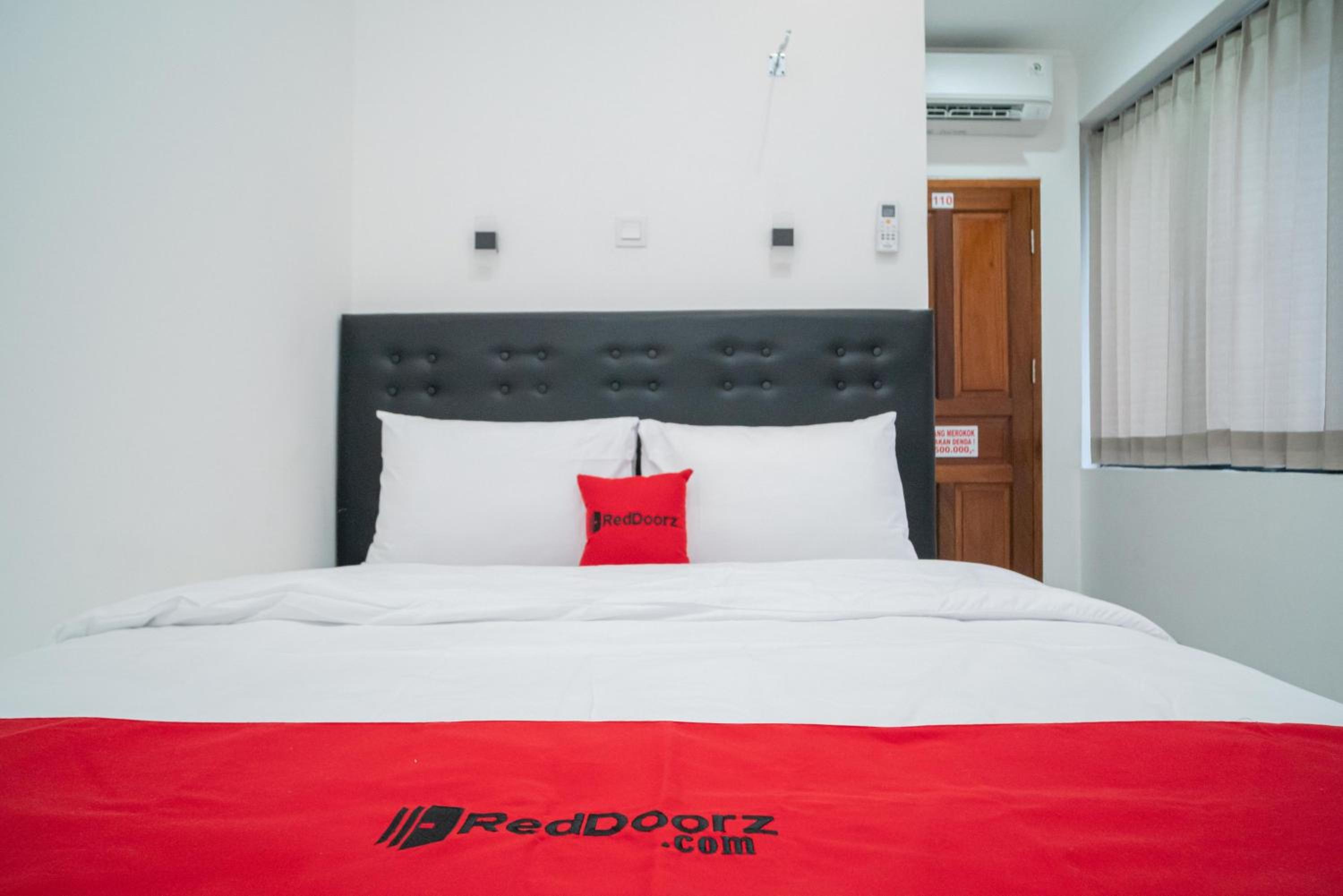 Standard Double Room - Photo 7
