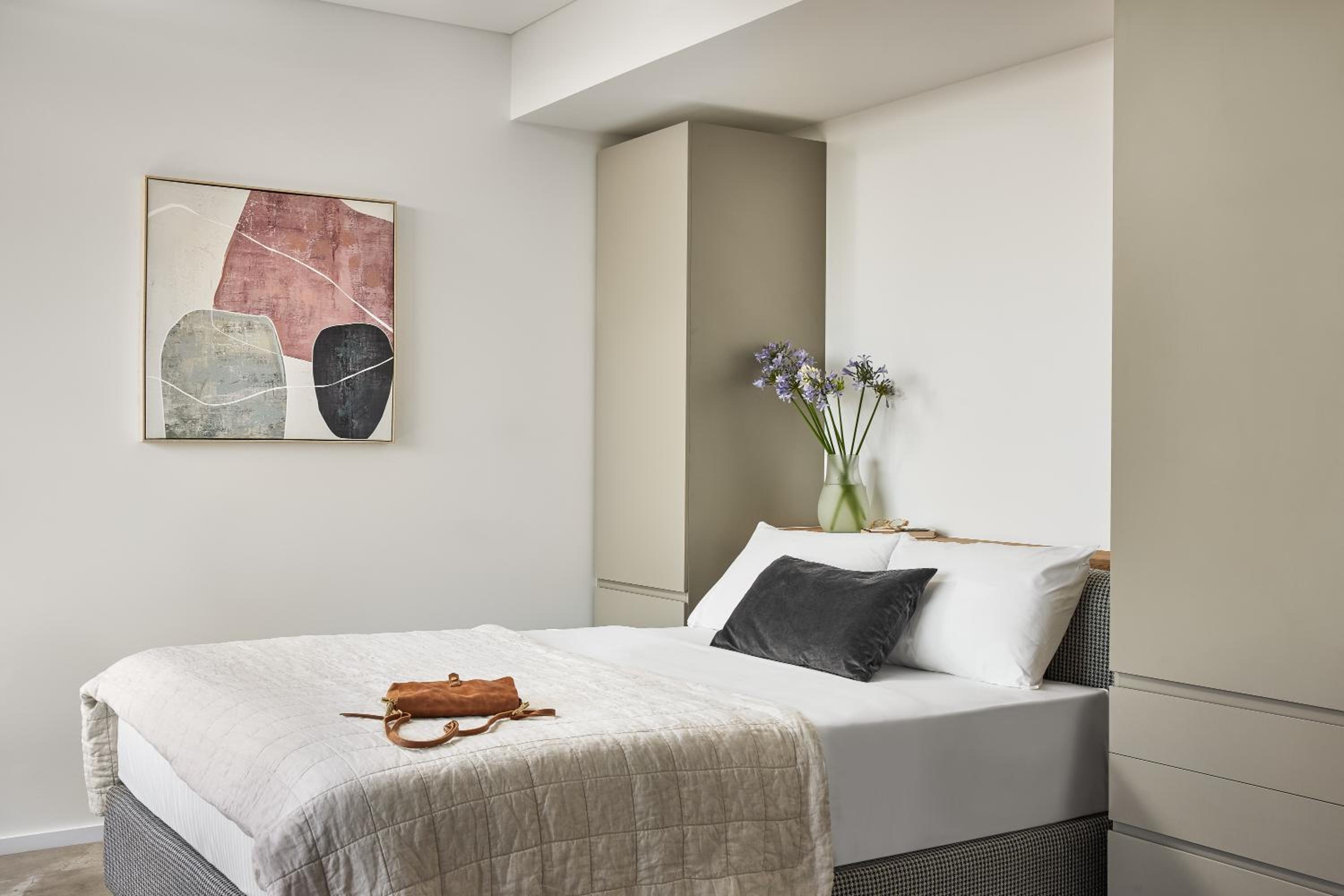 Studio Apartment photo 3