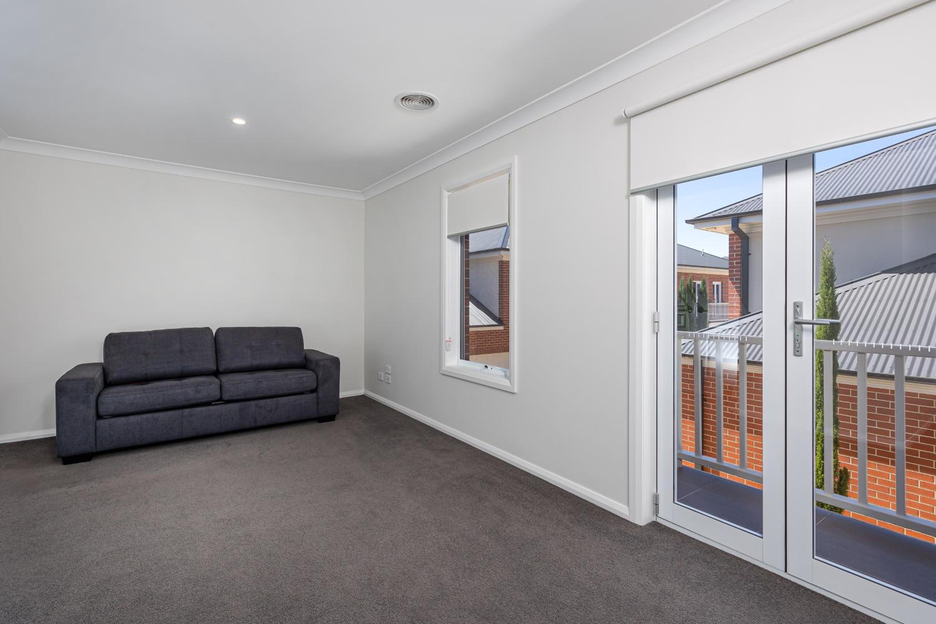 Three-Bedroom House photo 1