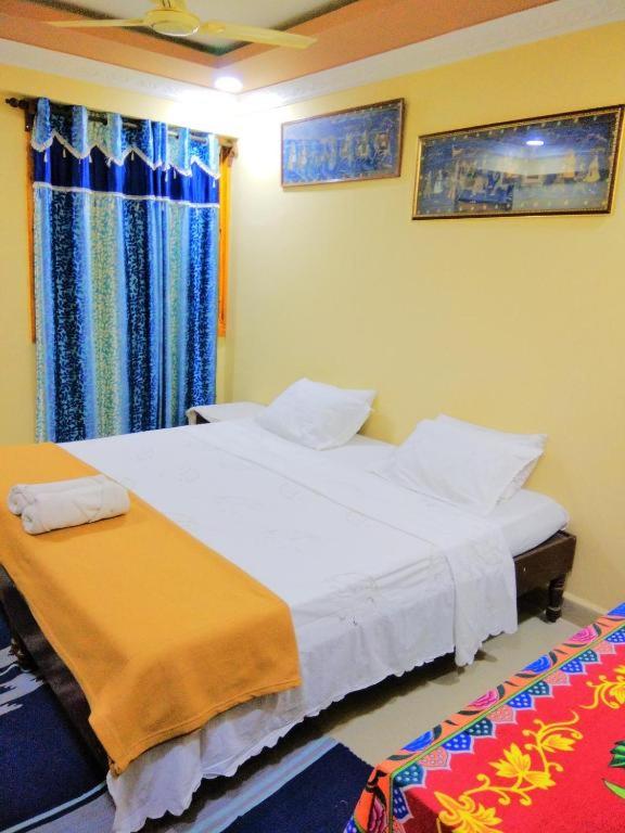 Queen Room with Balcony