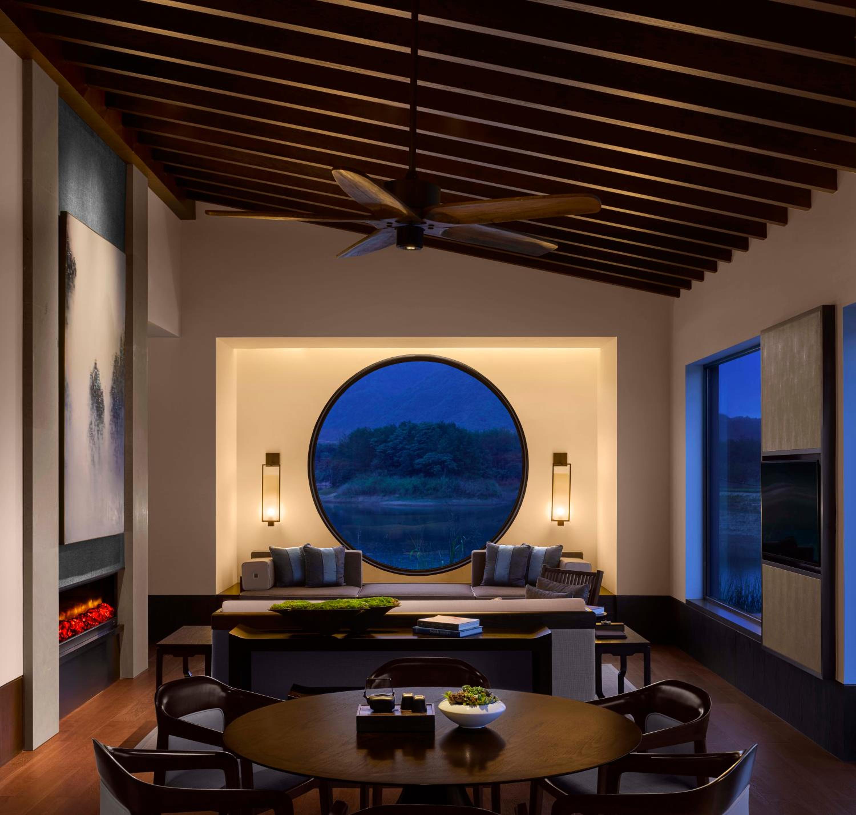 Two-Bedroom Villa - Photo 7