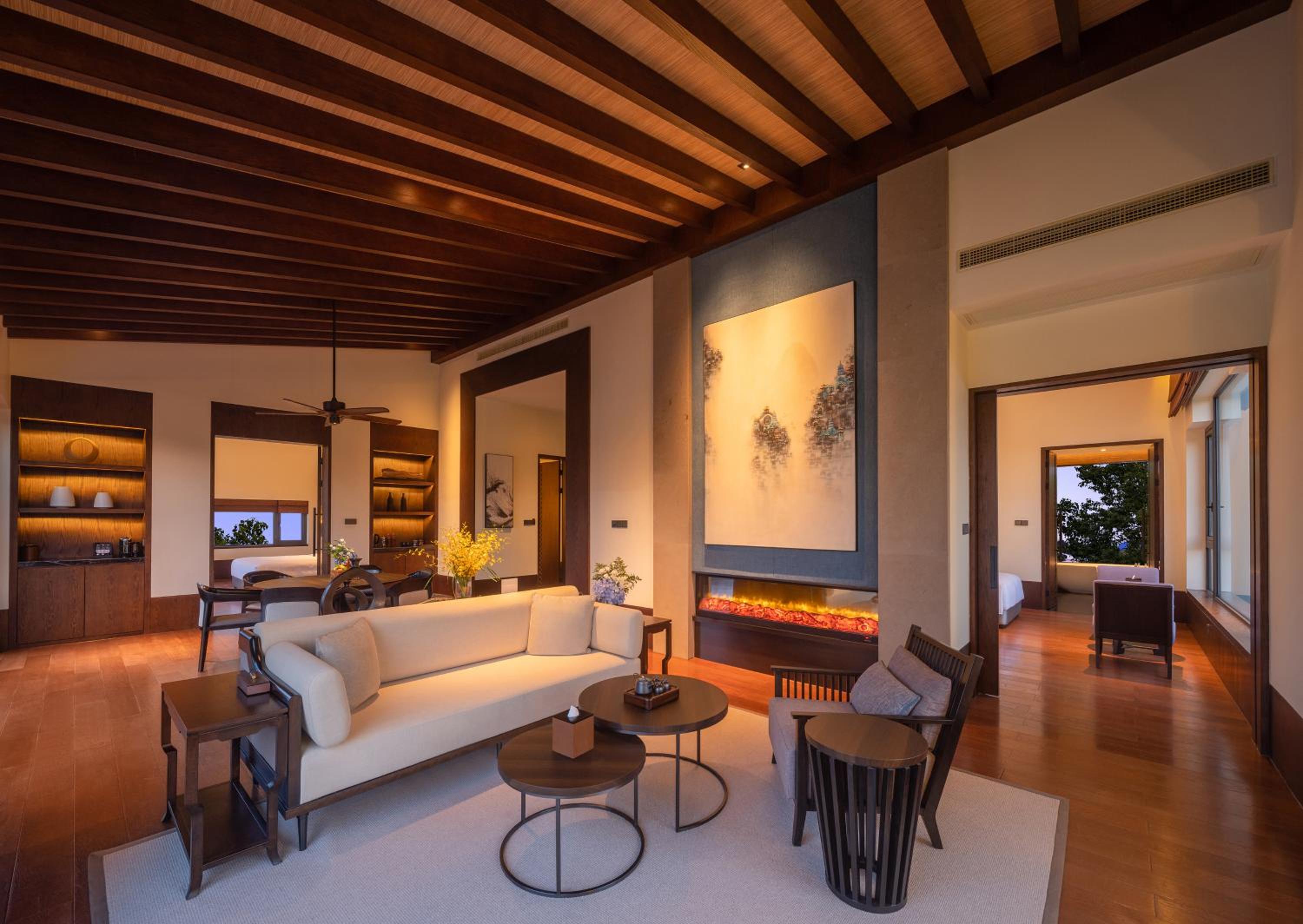 Two-Bedroom Villa - Photo 8