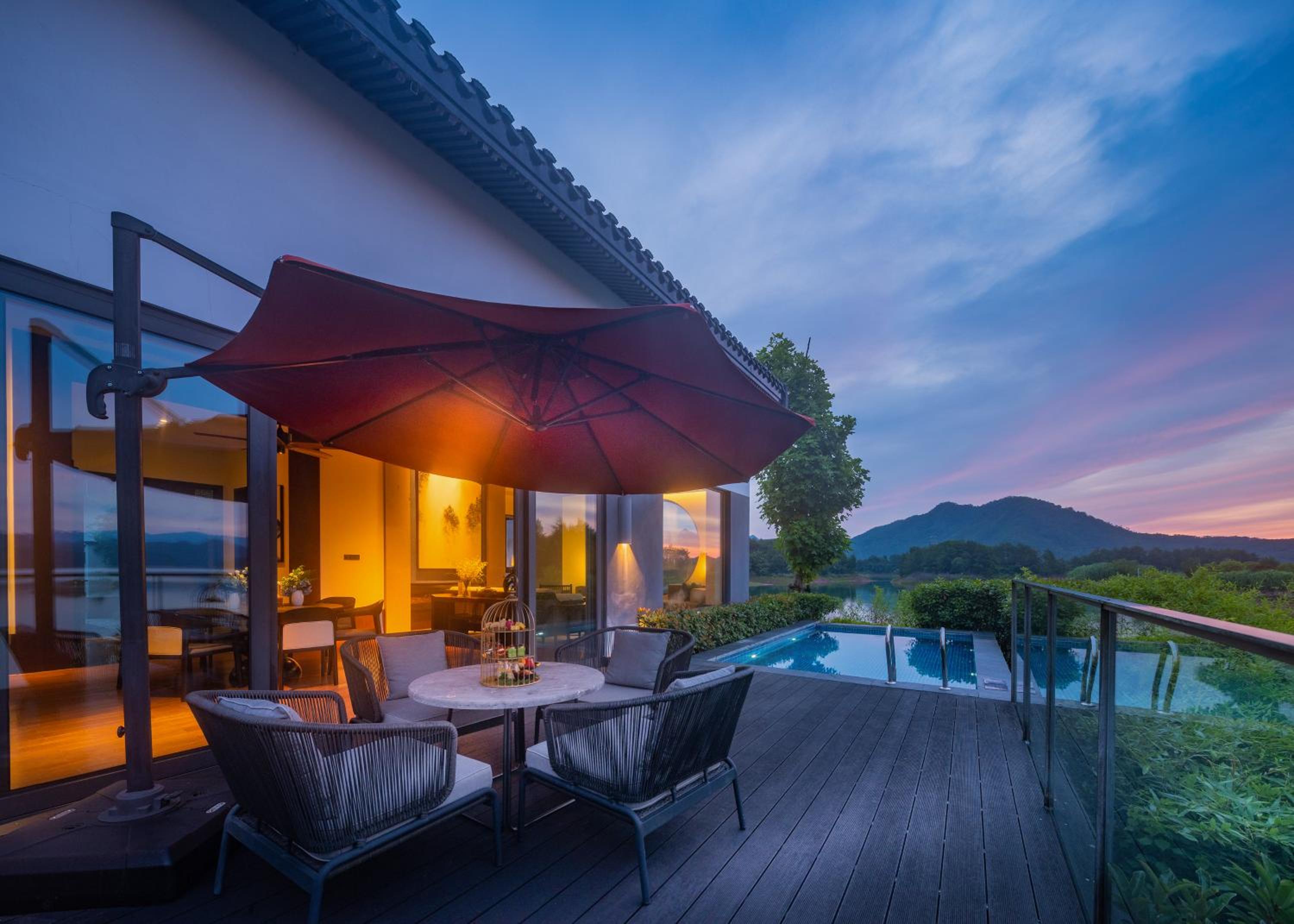 Two-Bedroom Villa - Photo 4